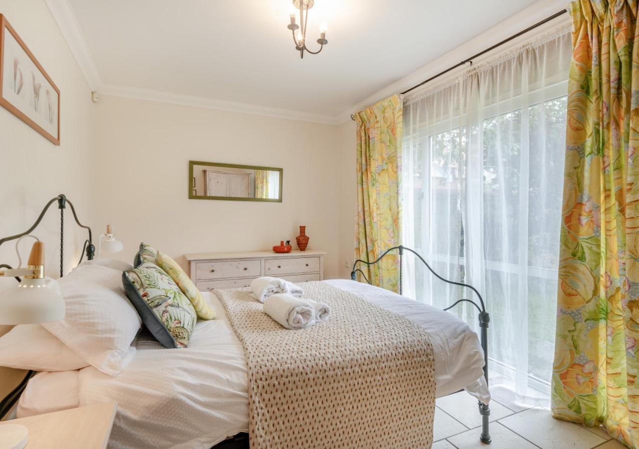 4 Bed in Sedgeford oc-918