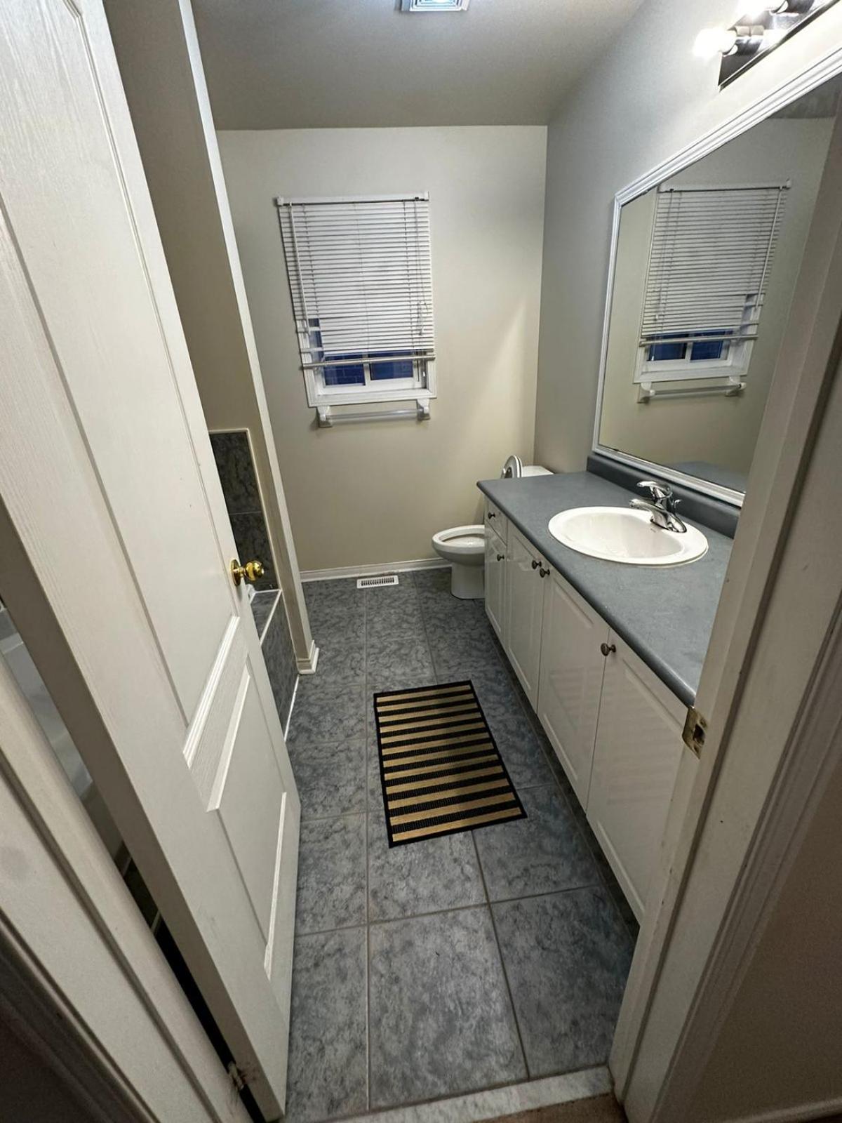 1 Brampton Executive Suite- Great Location- Opp Plaza, Restaurants, Gym, Shopping