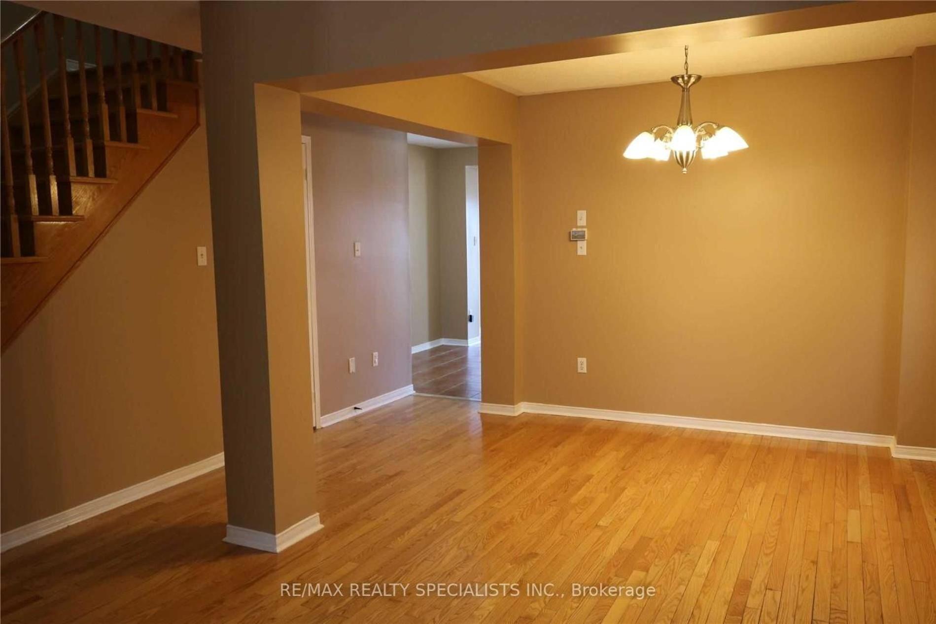 1 Brampton Executive Suite- Great Location- Opp Plaza, Restaurants, Gym, Shopping