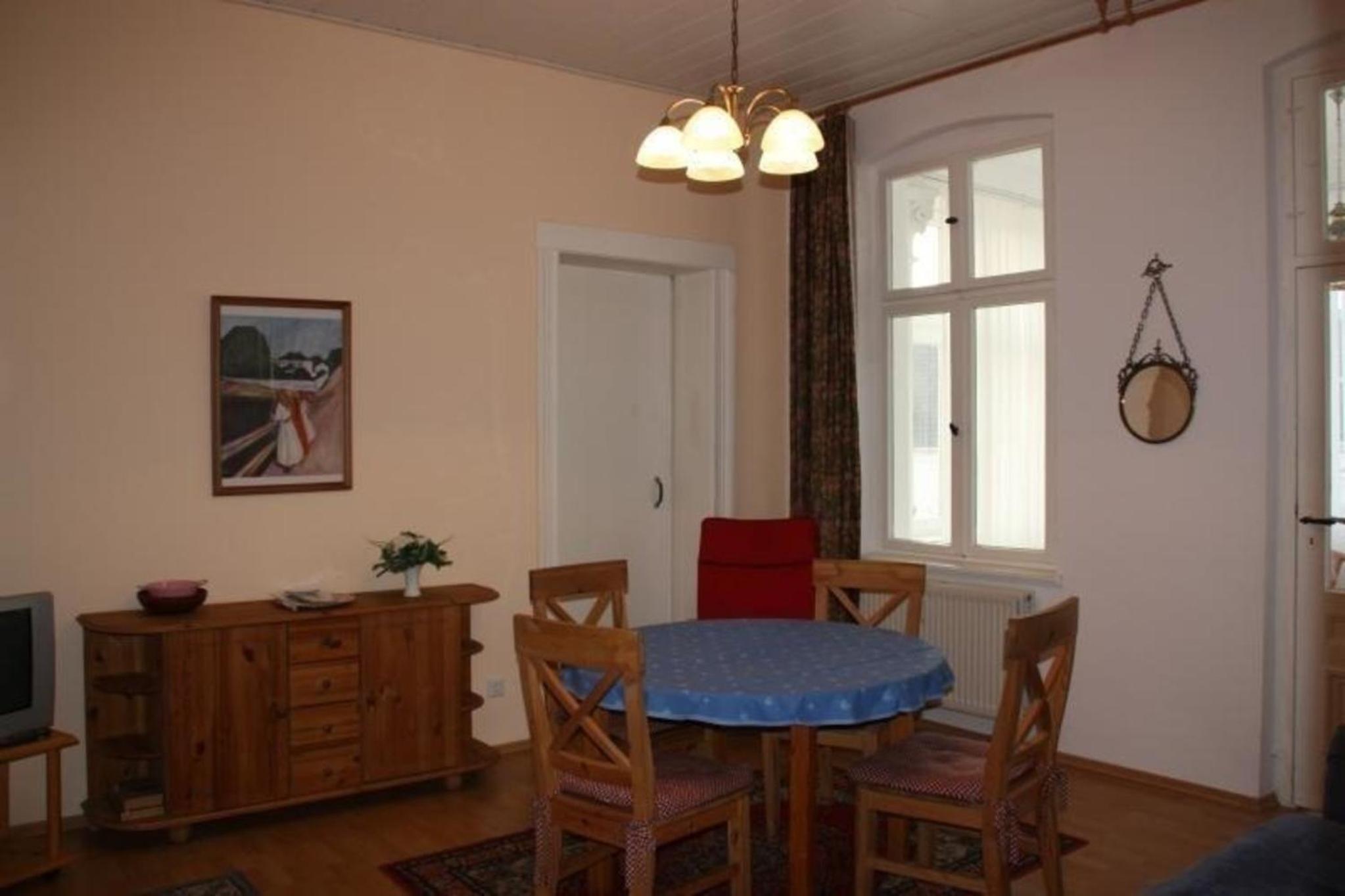 Ferienwohnung In Gründerzeitvilla In Strandnähe