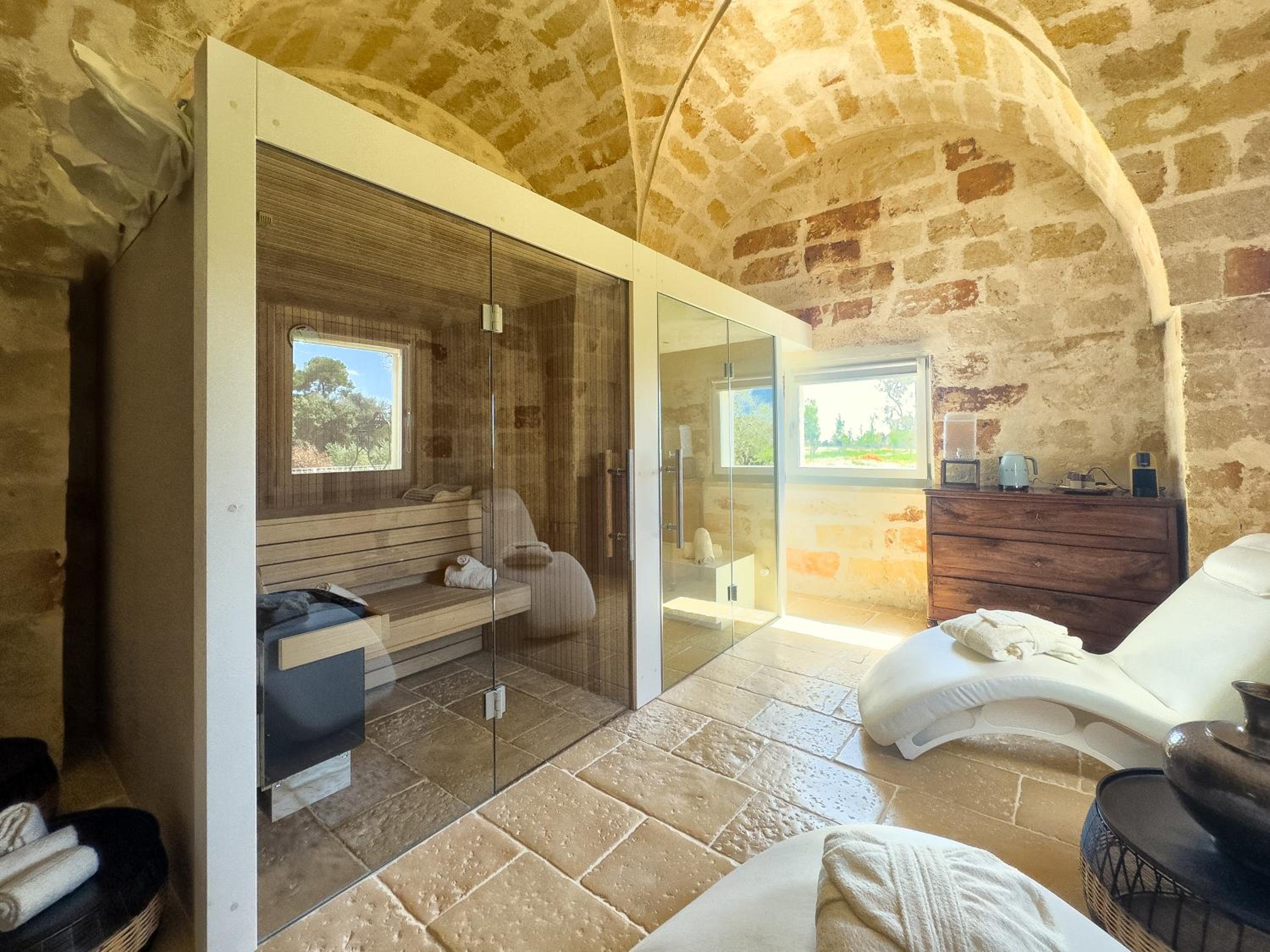Villa Neviera Wine Resort & Spa by Cantine Due Palme view 3