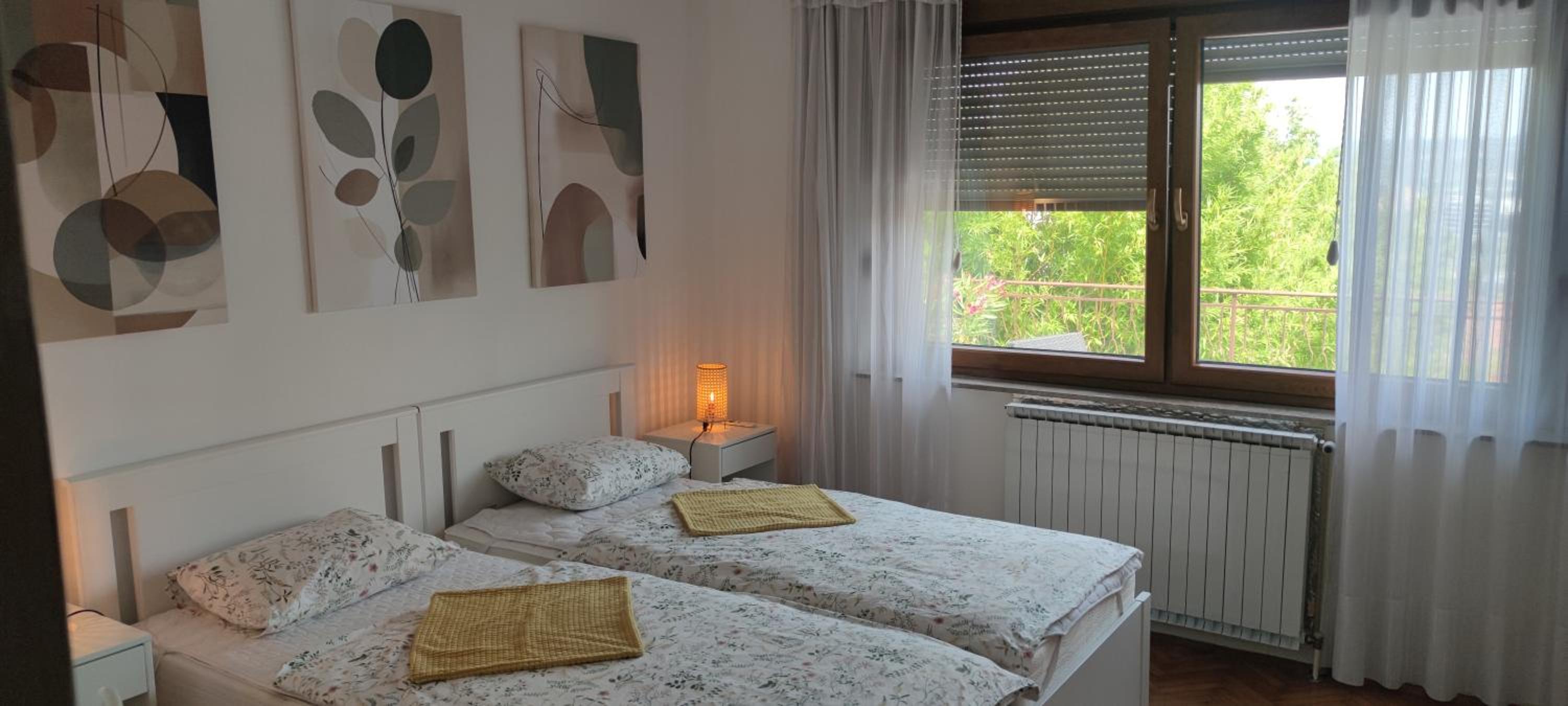 Apartment By the Castle view 4