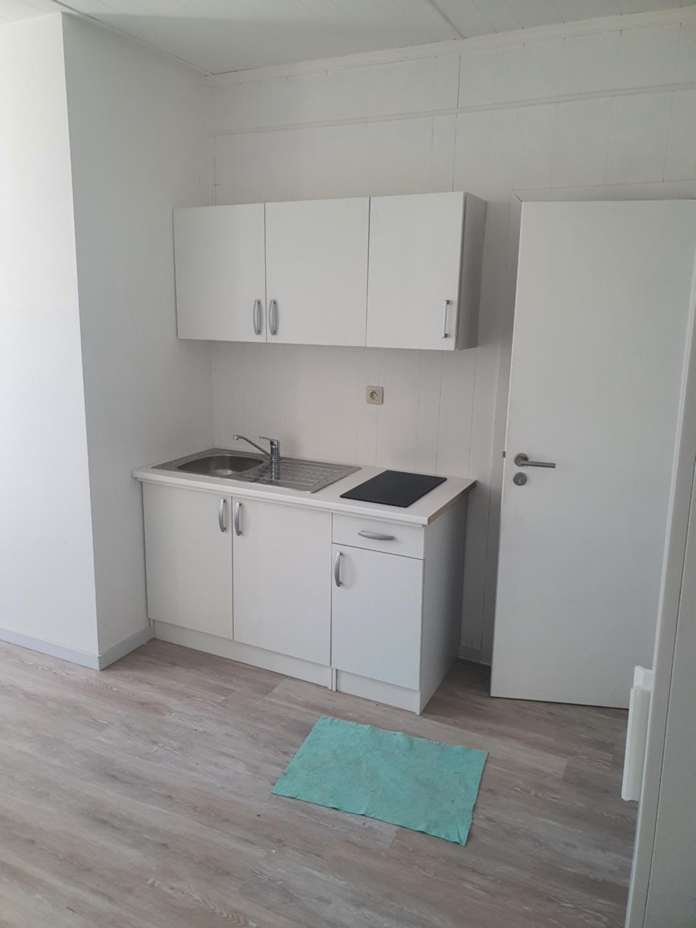 central studio for 2