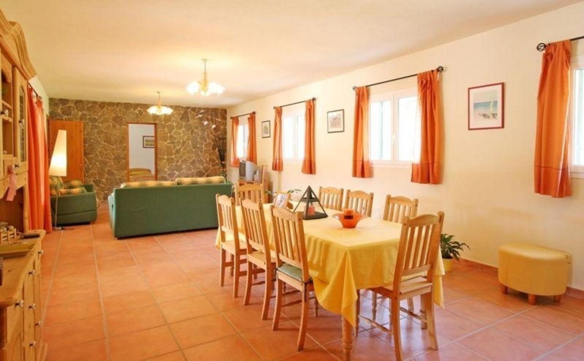 Wunderschönes Landhaus im Landhausstil mit Pool auf dem Land, in der Nähe von Monte Toro view 4