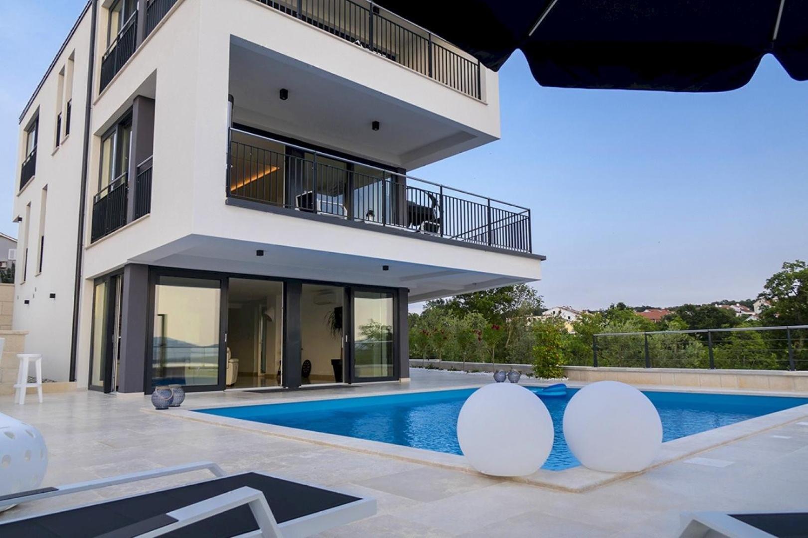 The Grand View Villa view 2