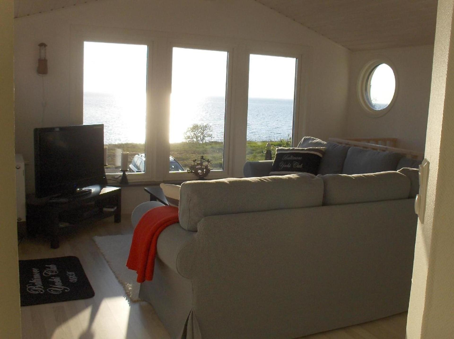 Freistehende Strandvilla mit großem Balkon