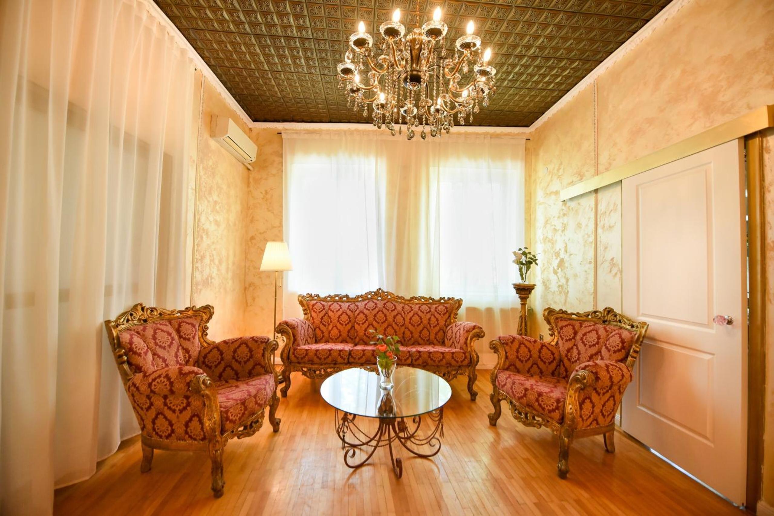 lounge