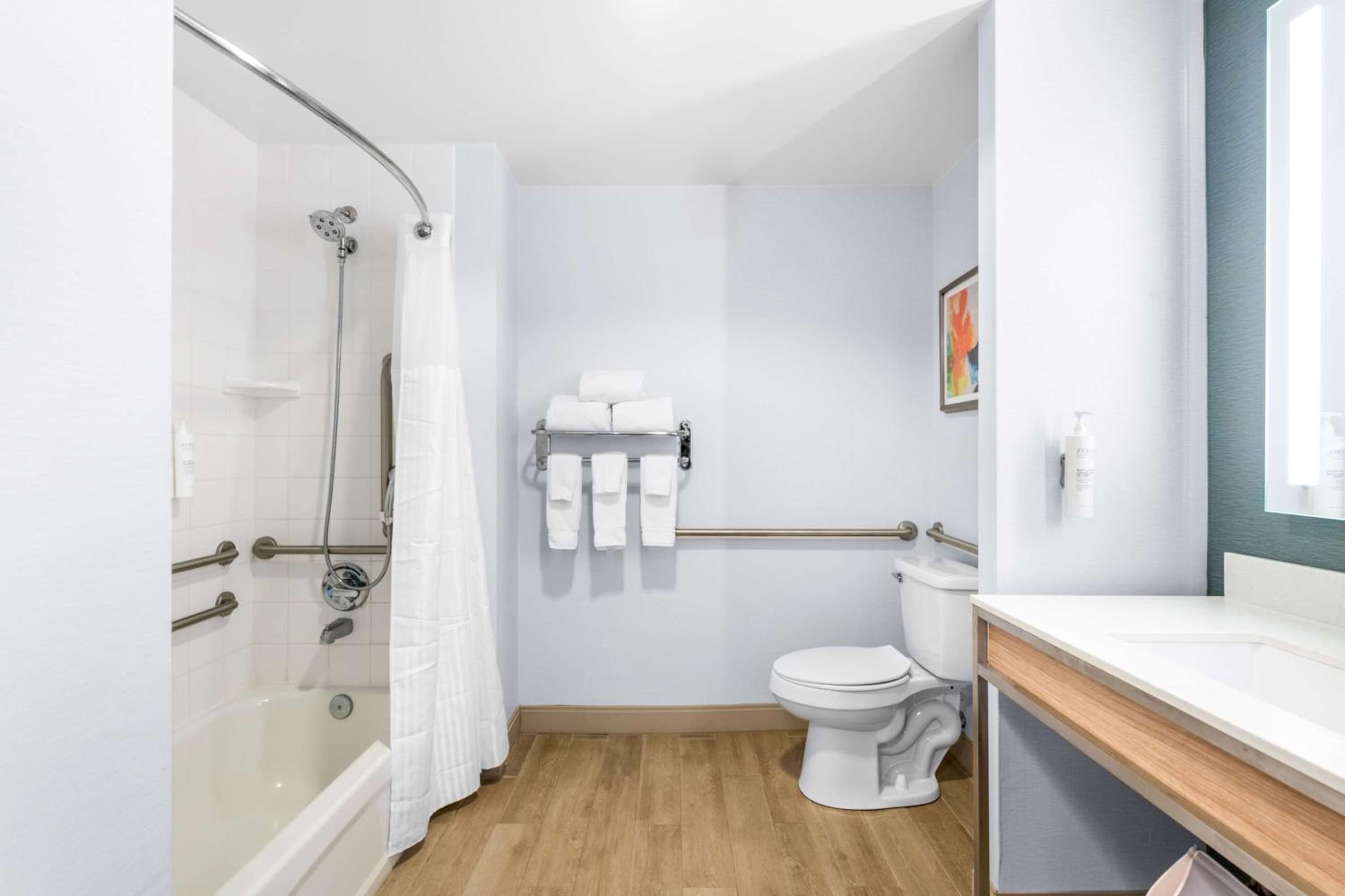 Hilton Garden Inn Suffolk Riverfront - Property Image 4