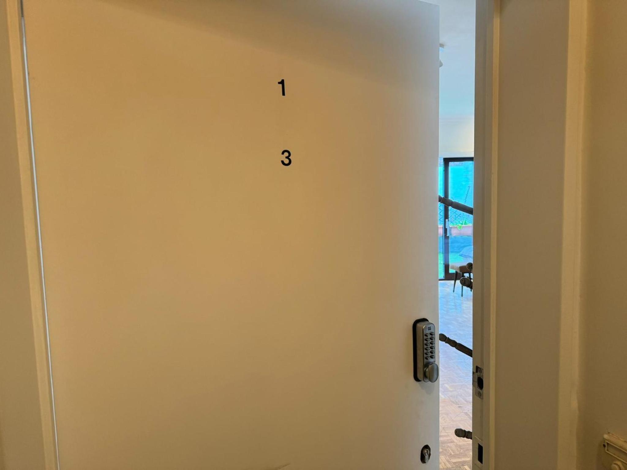 Garden loft in city center Meir 1FL