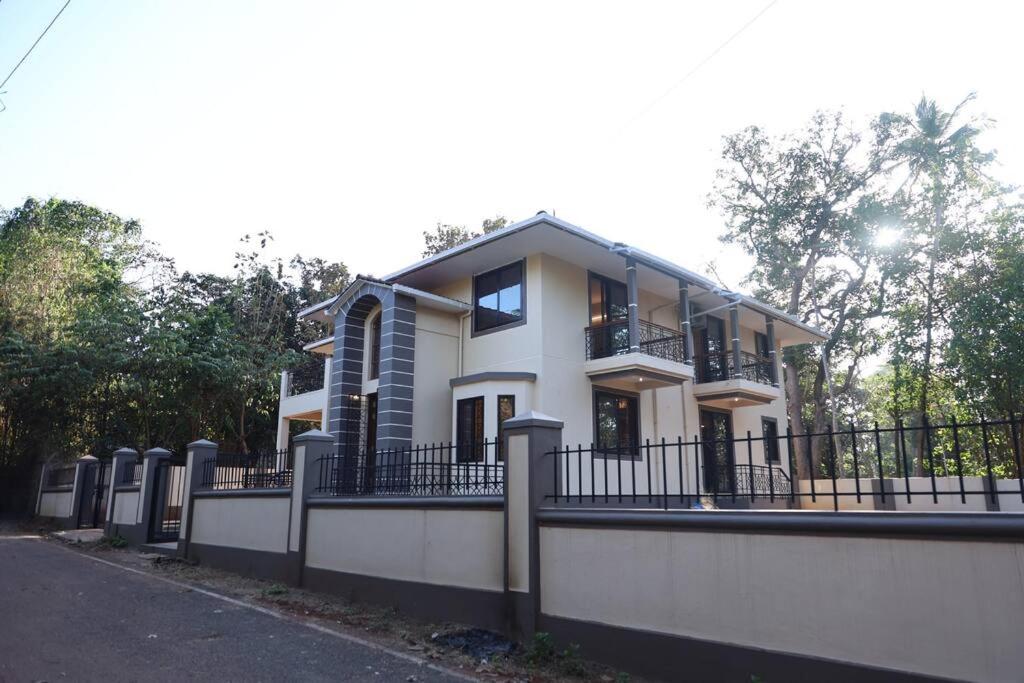 1-6 BHK Palatial Convertible Independent Villa 12 min Drive To Varca Beach view 3