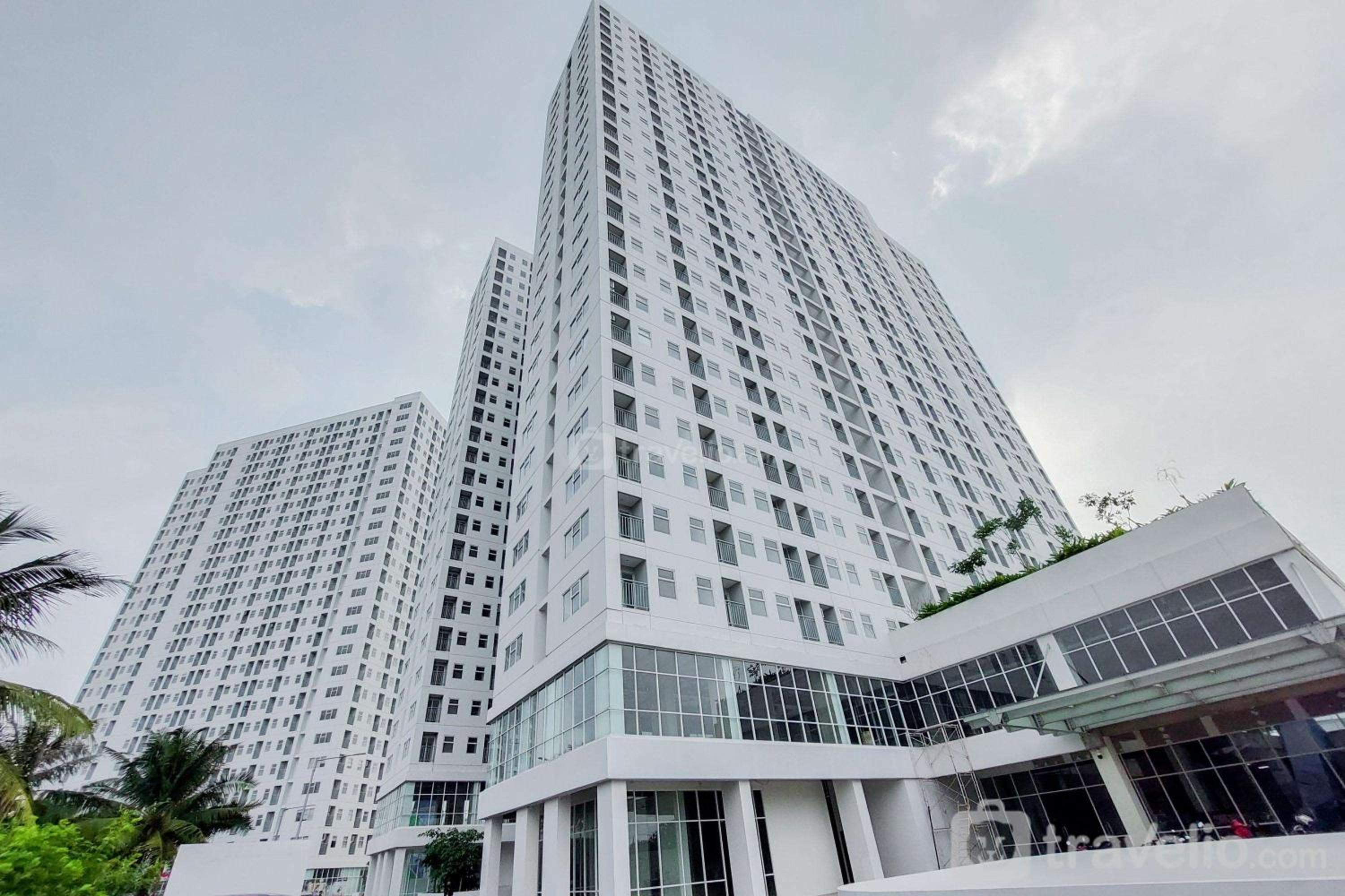 Chic and Cozy Studio at Serpong Garden Apartment By Travelio