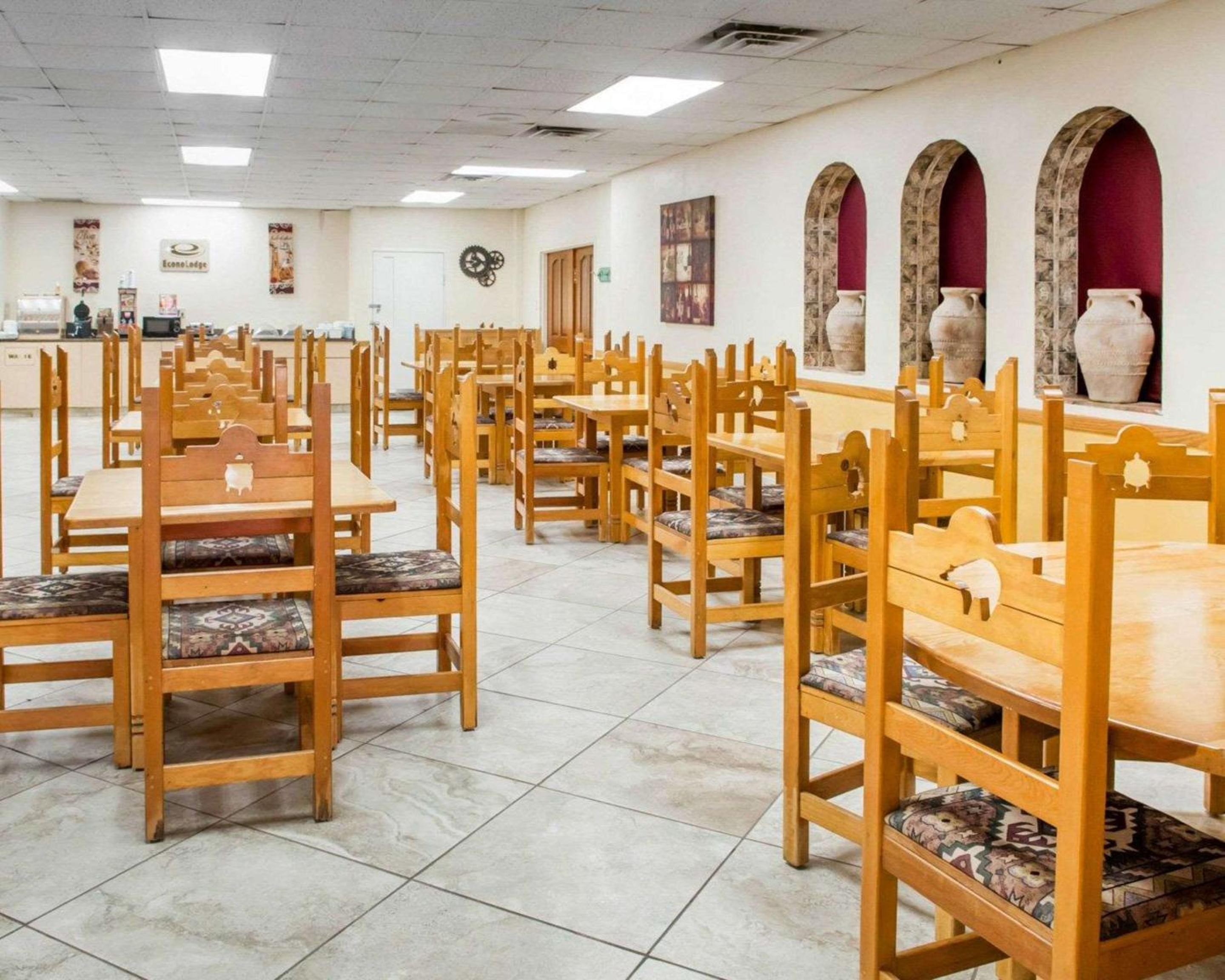 Econo Lodge Carlsbad Caverns Area