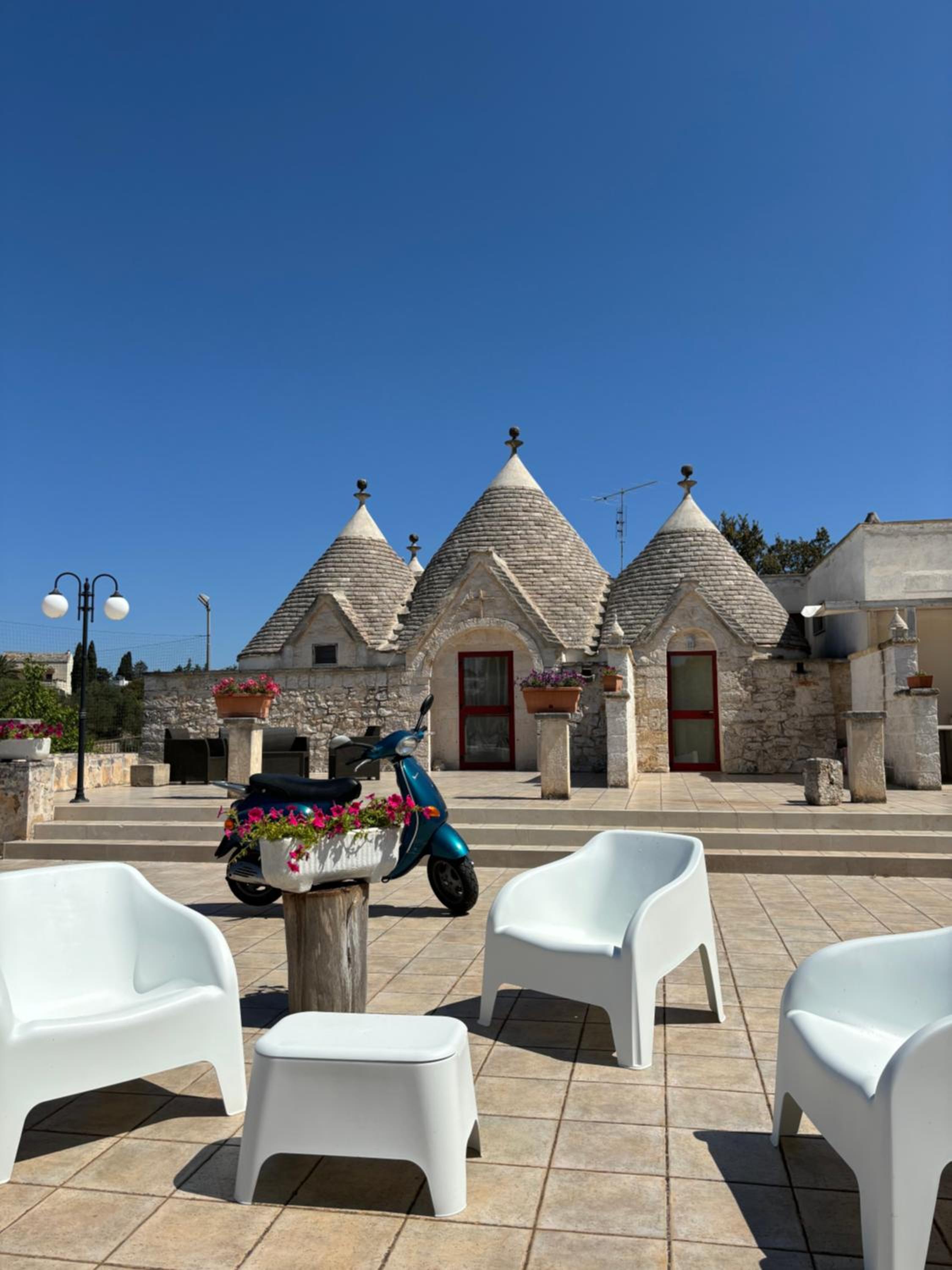 Trulli del boschetto view 4