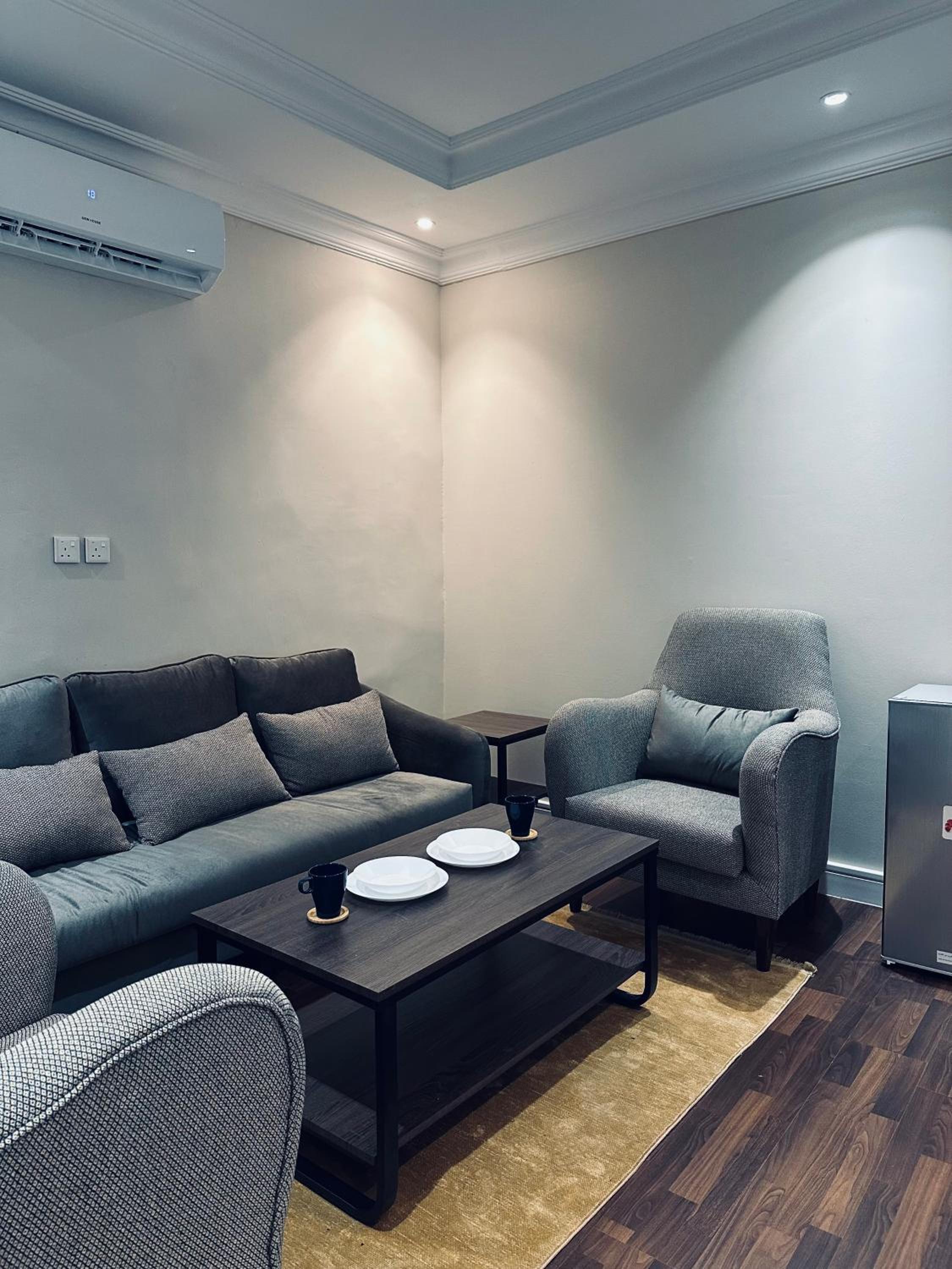 Lara Apartments Al Aqiq