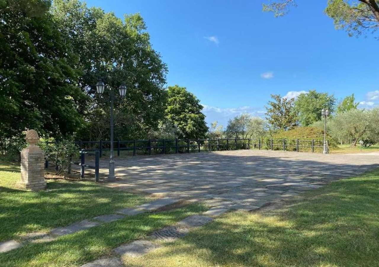 Panoramic Villa Elda at the gates of Rome - 35 mins view 3