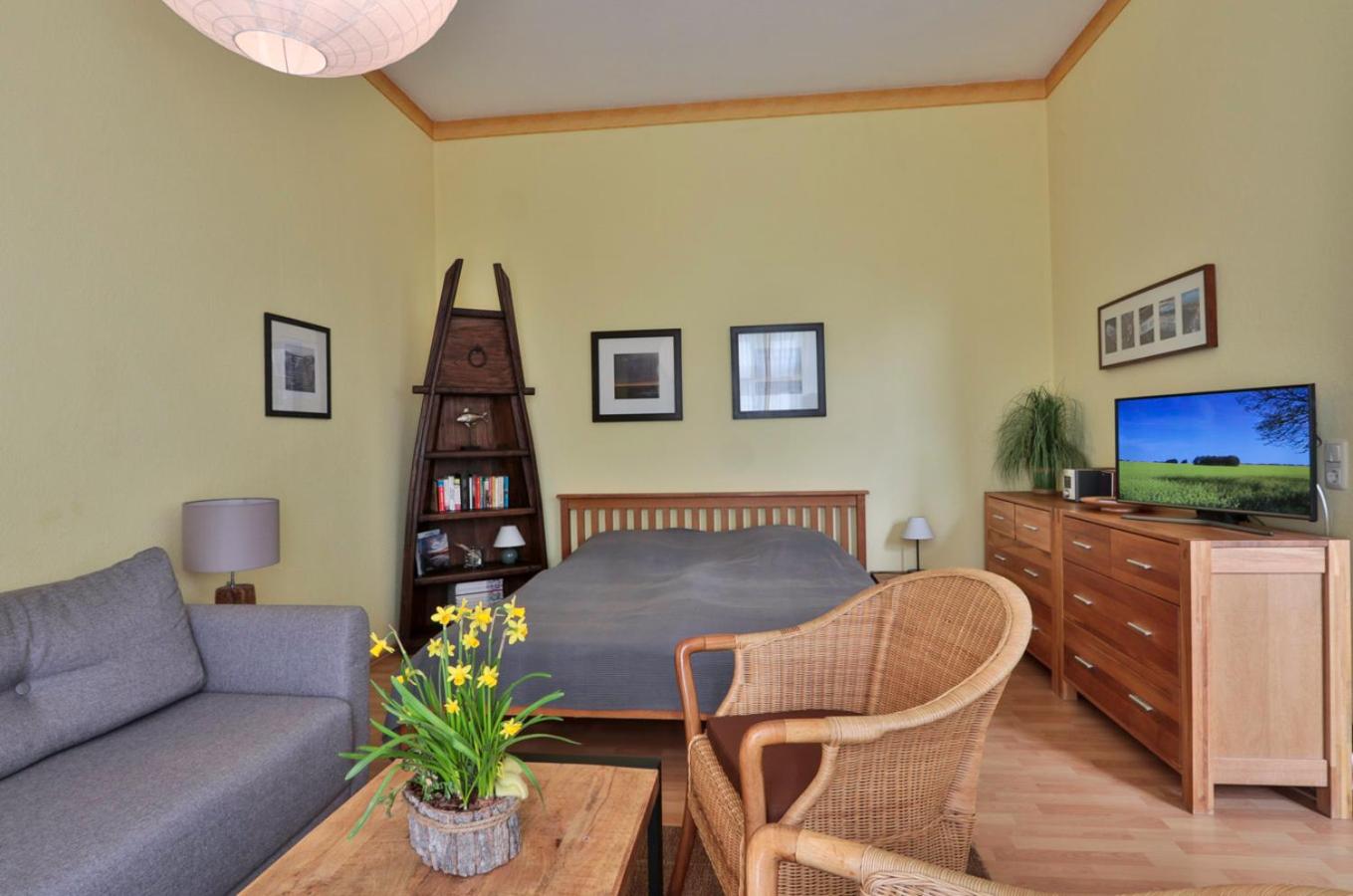 Herrenhaus Blengow App.03