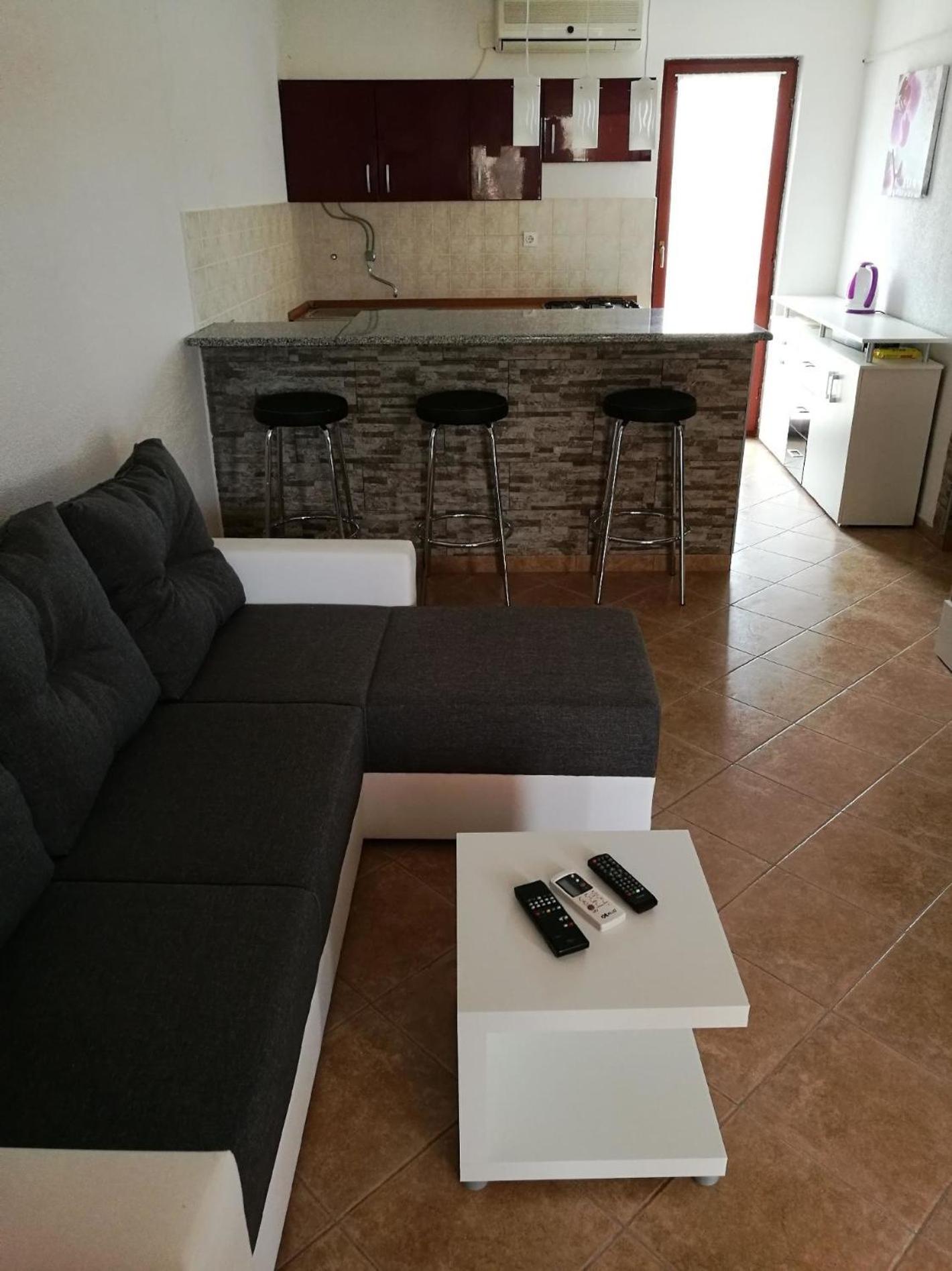 Gemütliche Erdgeschosswohnung Ema Mit Terrasse