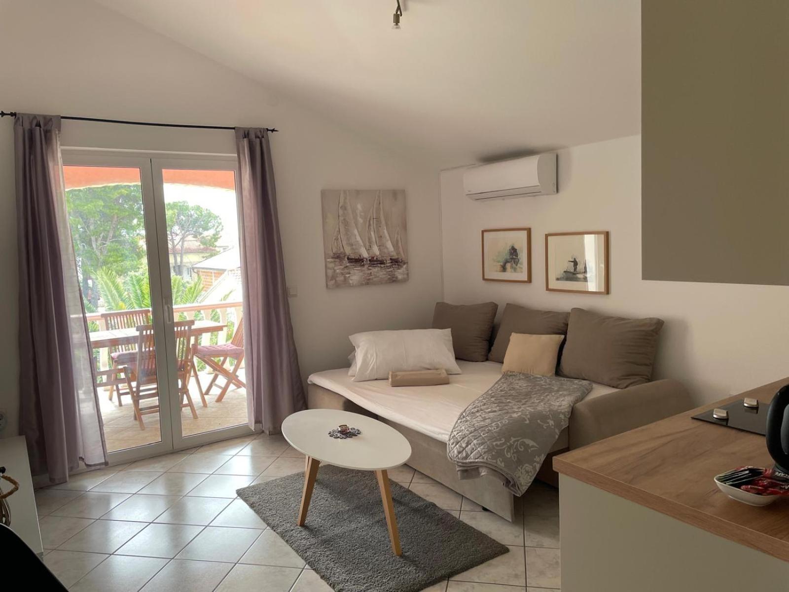 Apartmani kod Lovrića