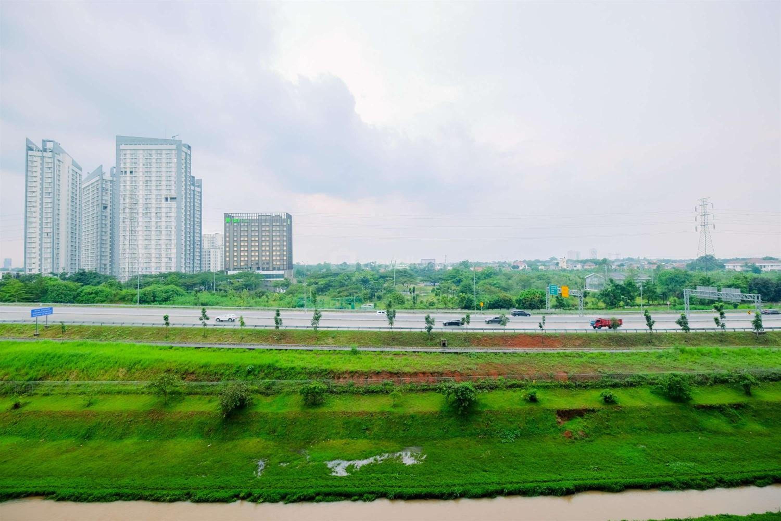 Good Studio at Sky House BSD Apartment near AEON Mall By Travelio view 4