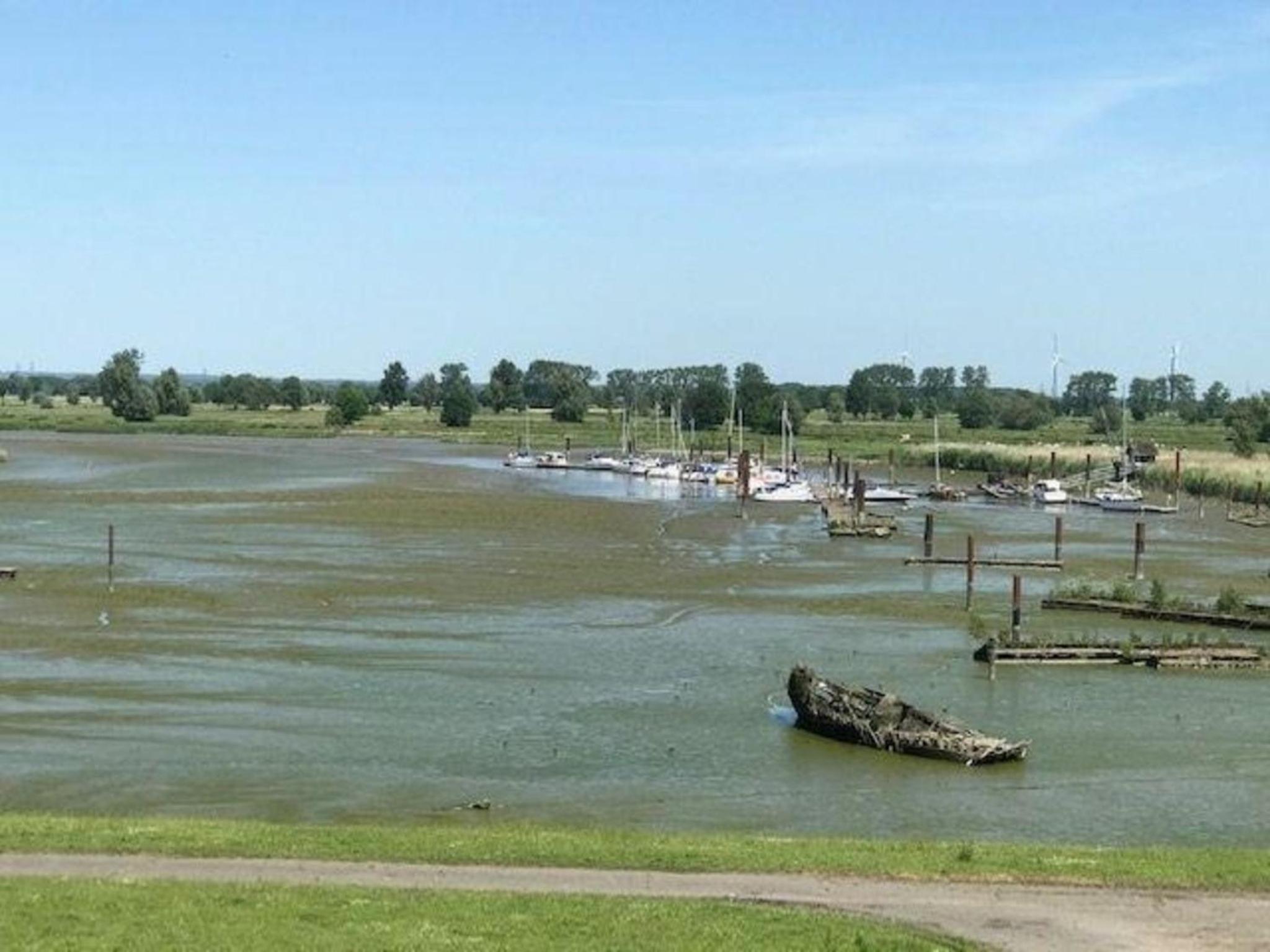 Gemütliches Reetdachhaus In Schleswig Holstein