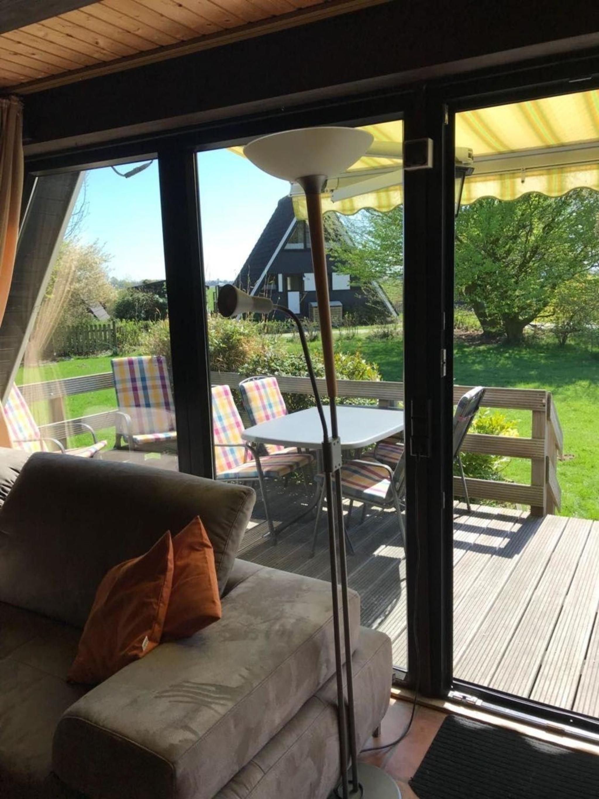 Ferienhaus in Fedderwardersiel mit Terrasse