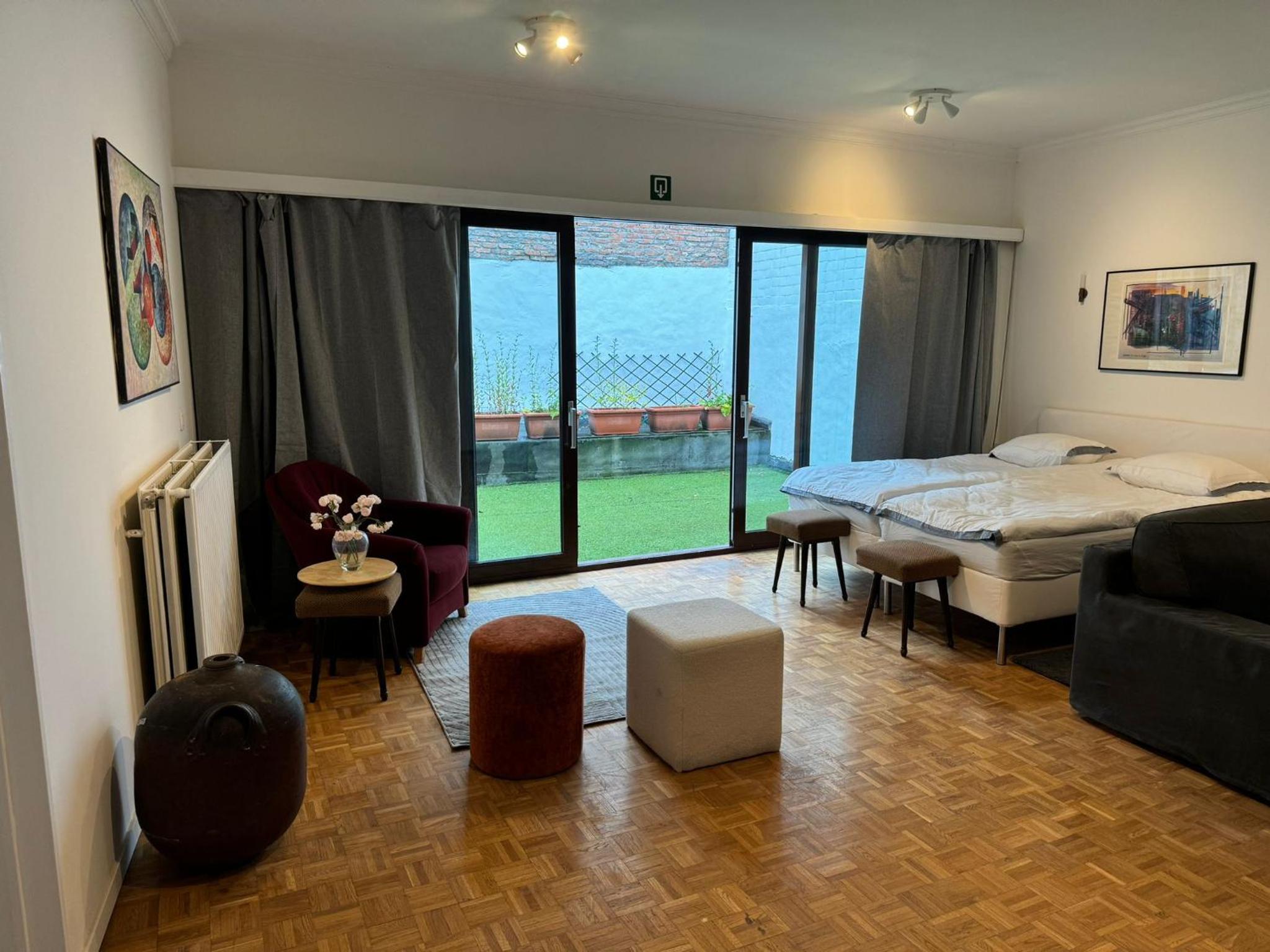 Garden loft in city center Meir 1FL