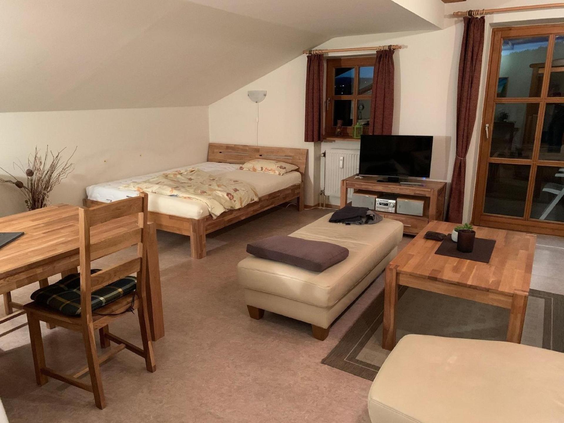 Gemütliche Ferienwohnung Mit Gemeinsamem Pool