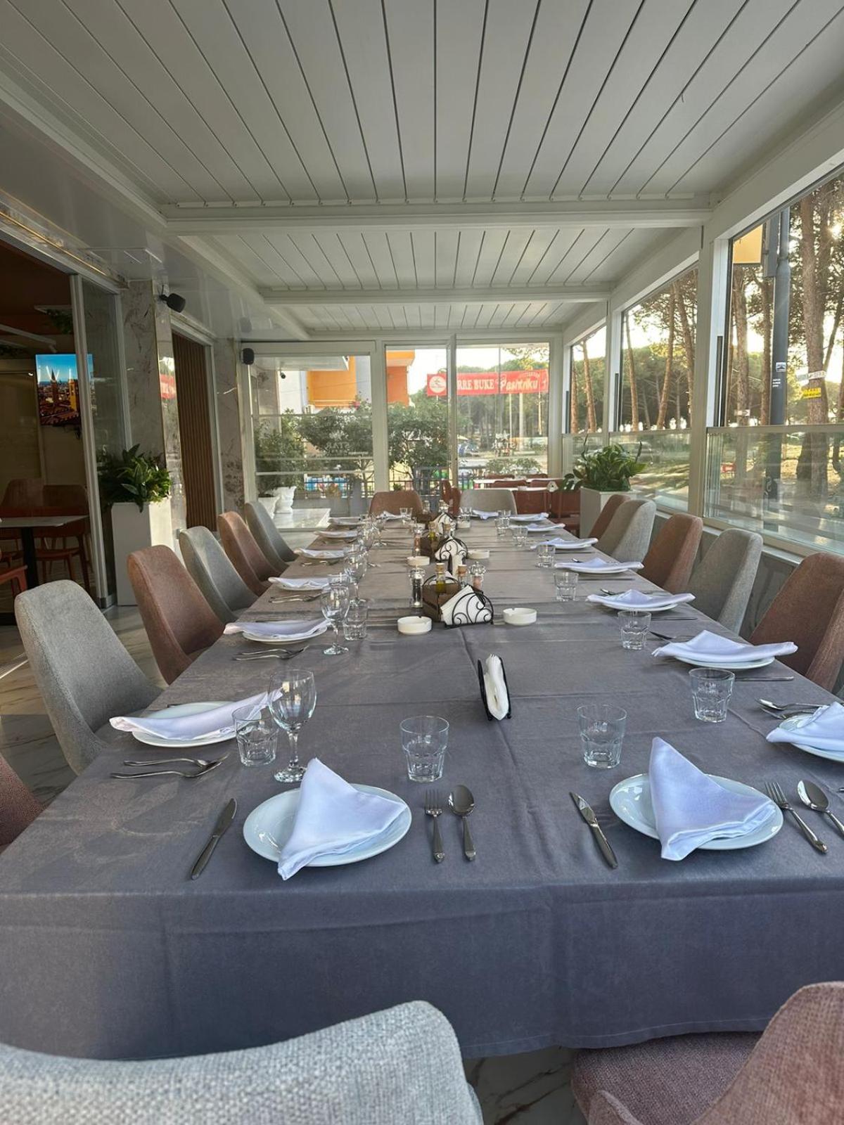 Star Hotel & Restaurant