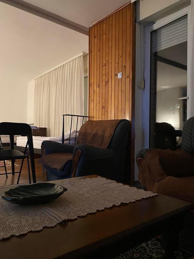 Sunlit City Apartment Gjakova, photo 2