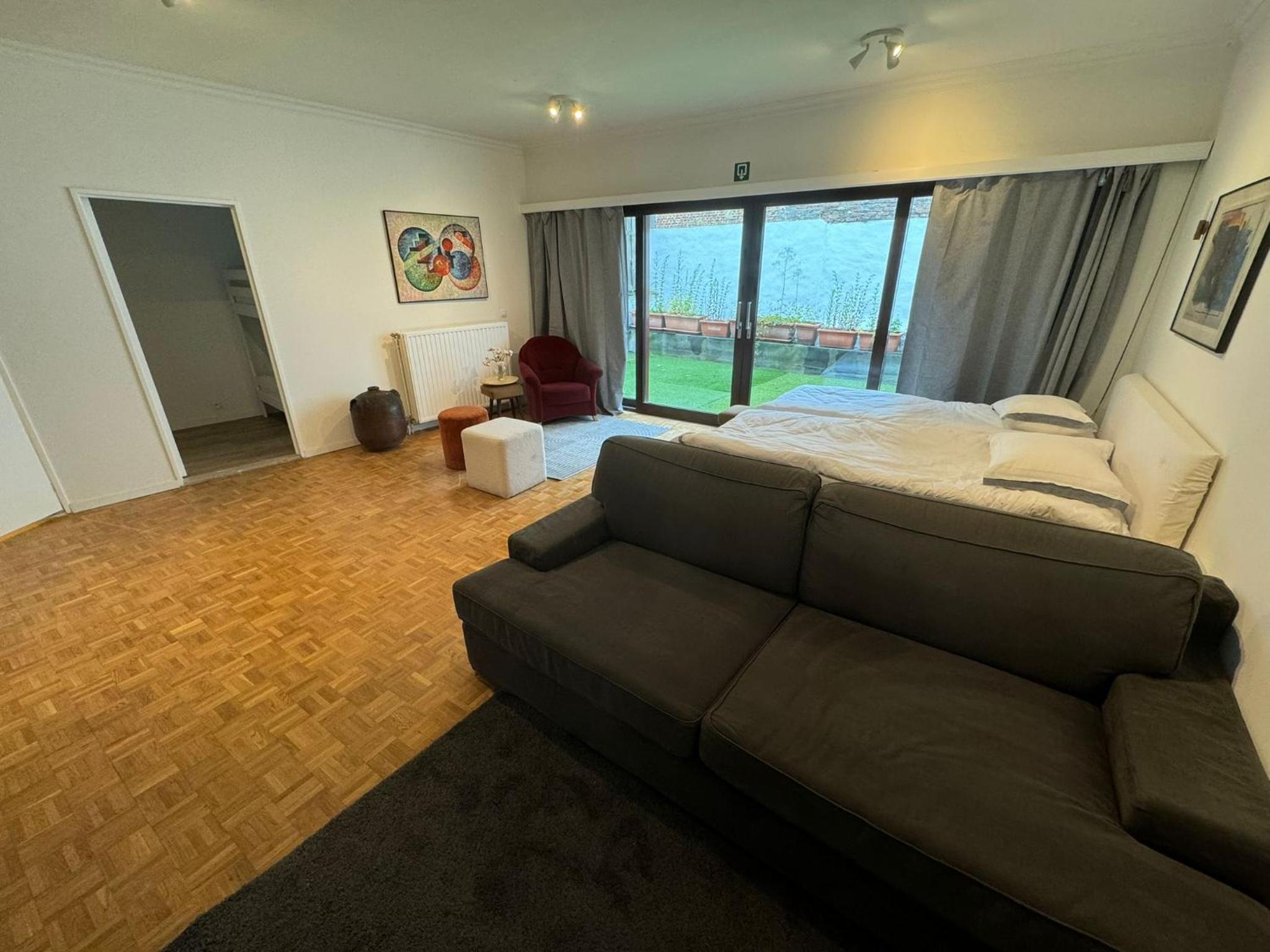 Garden loft in city center Meir 1FL