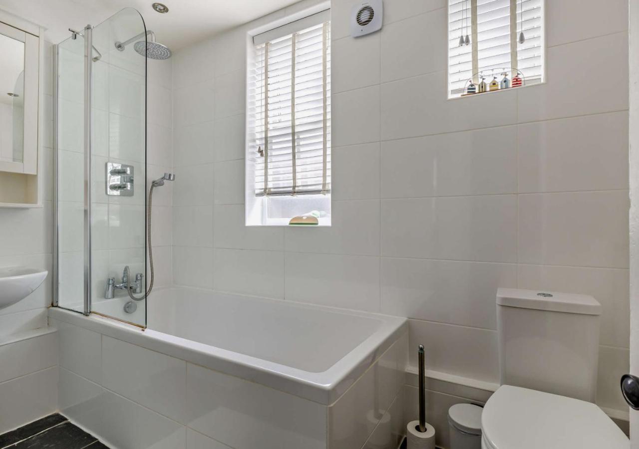 3 Bed in Cromer oc-2077