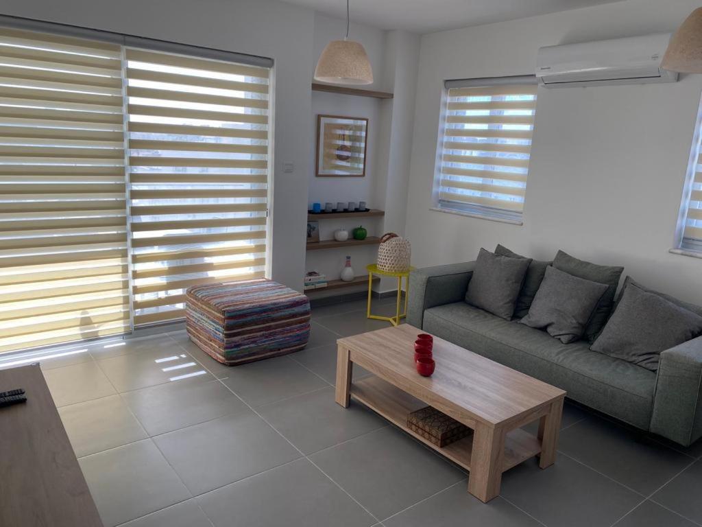 Top Floor Luxury 1Bedroom with Sea View in LARNACA CENTER