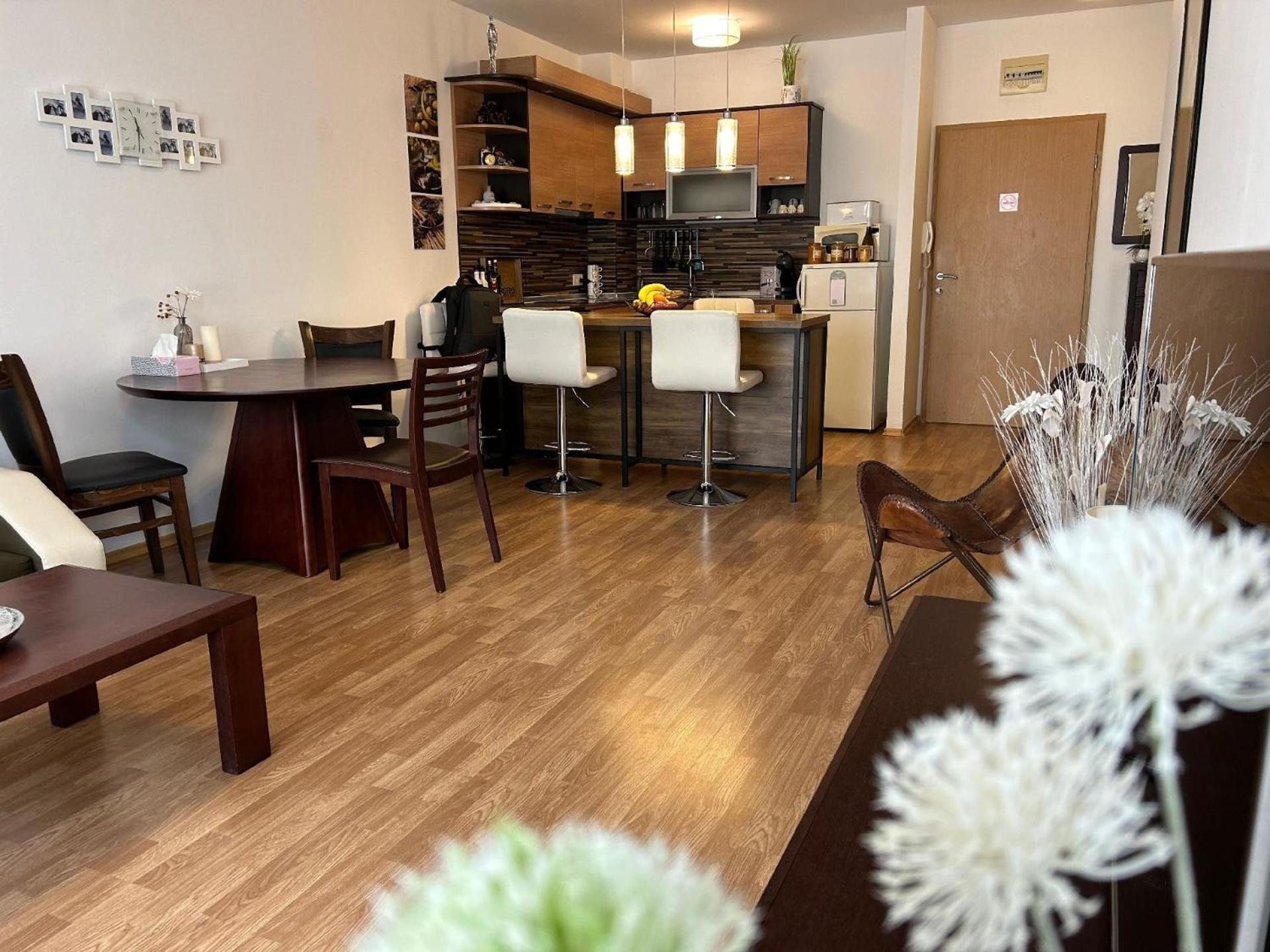 Appartement in Pomorie mit Garten und gemeinsamem Pool