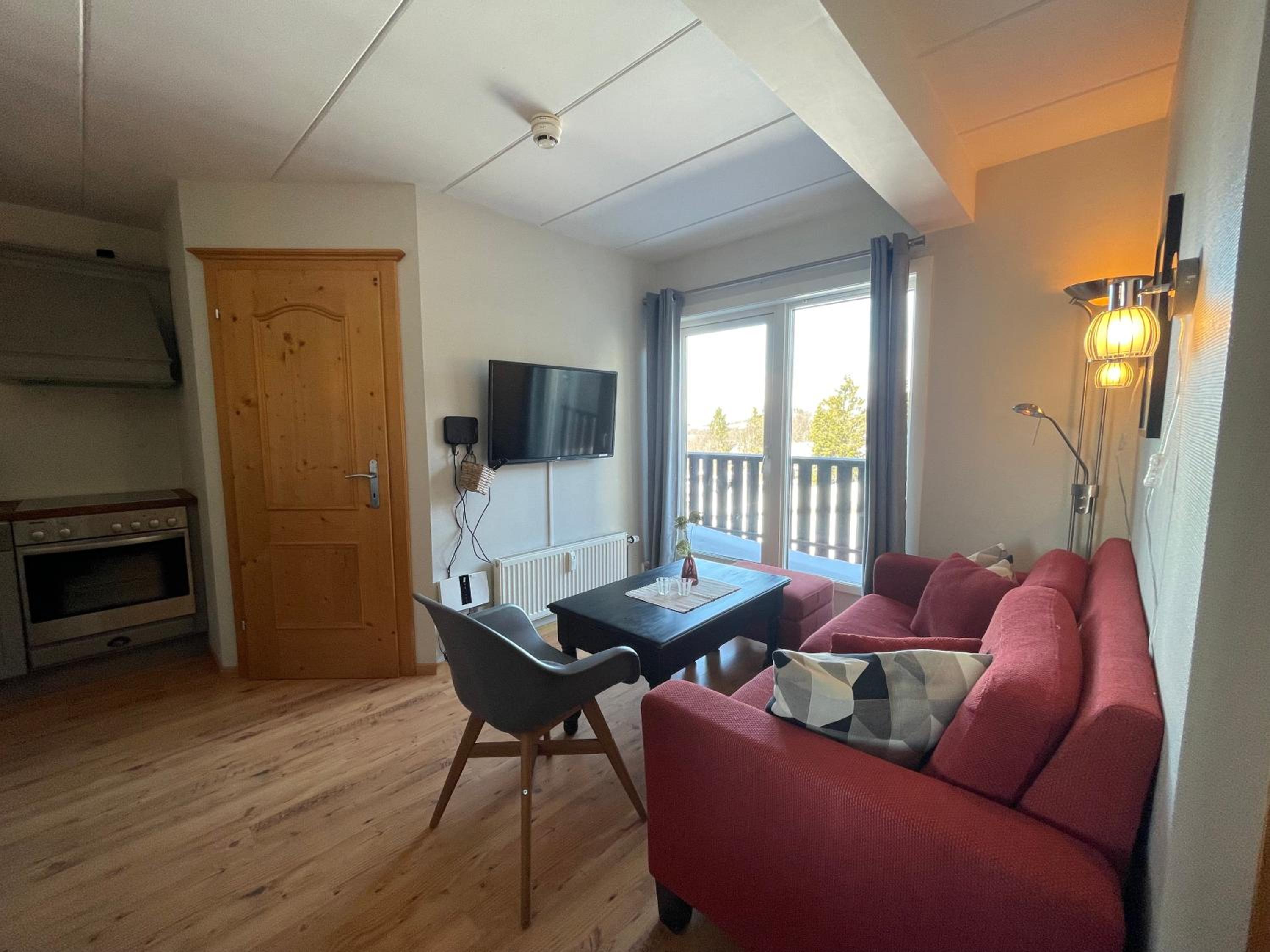 Small Family Retreat Two Bedrooms And Easy Access view 2