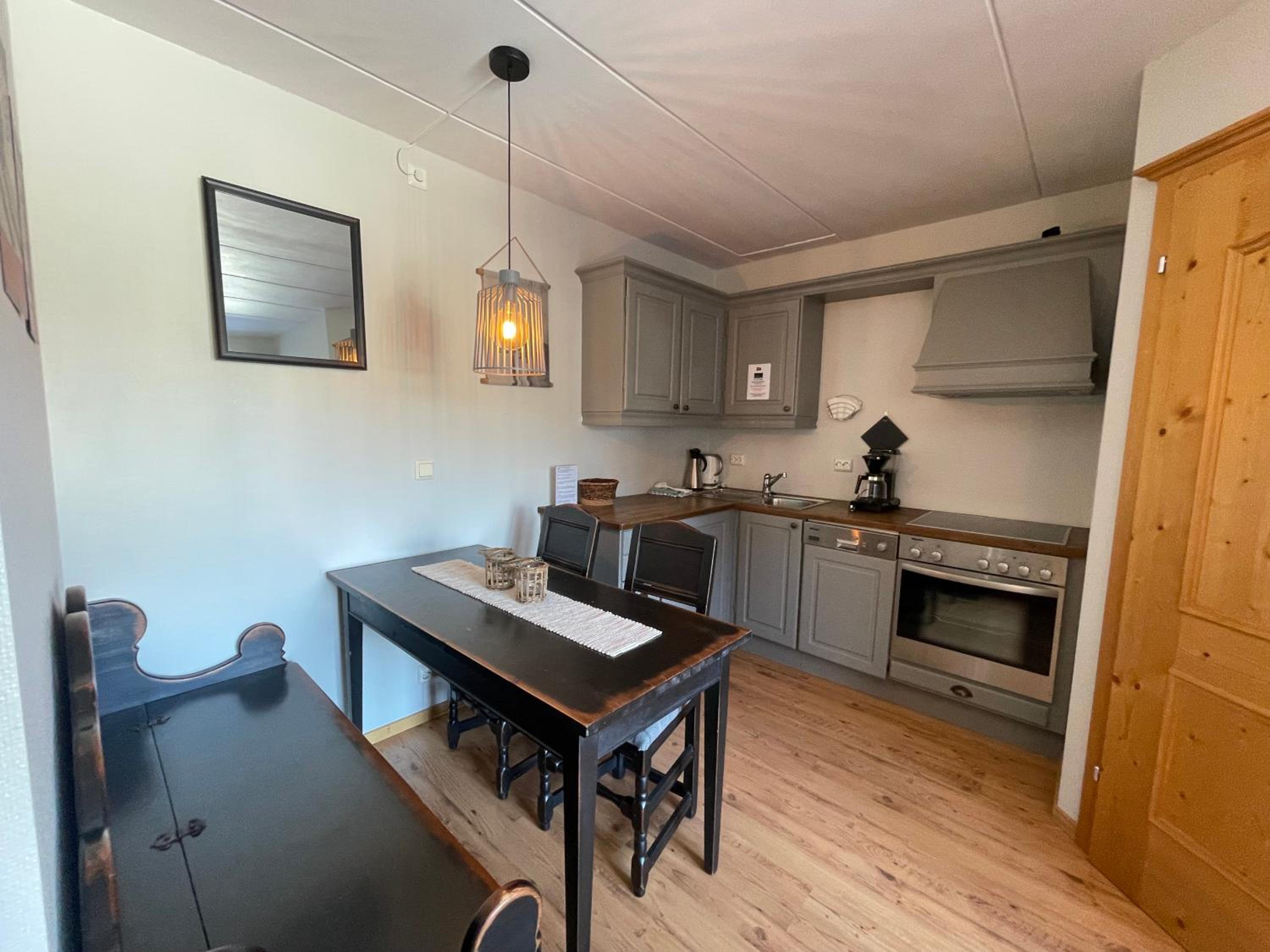 Small Family Retreat Two Bedrooms And Easy Access view 4