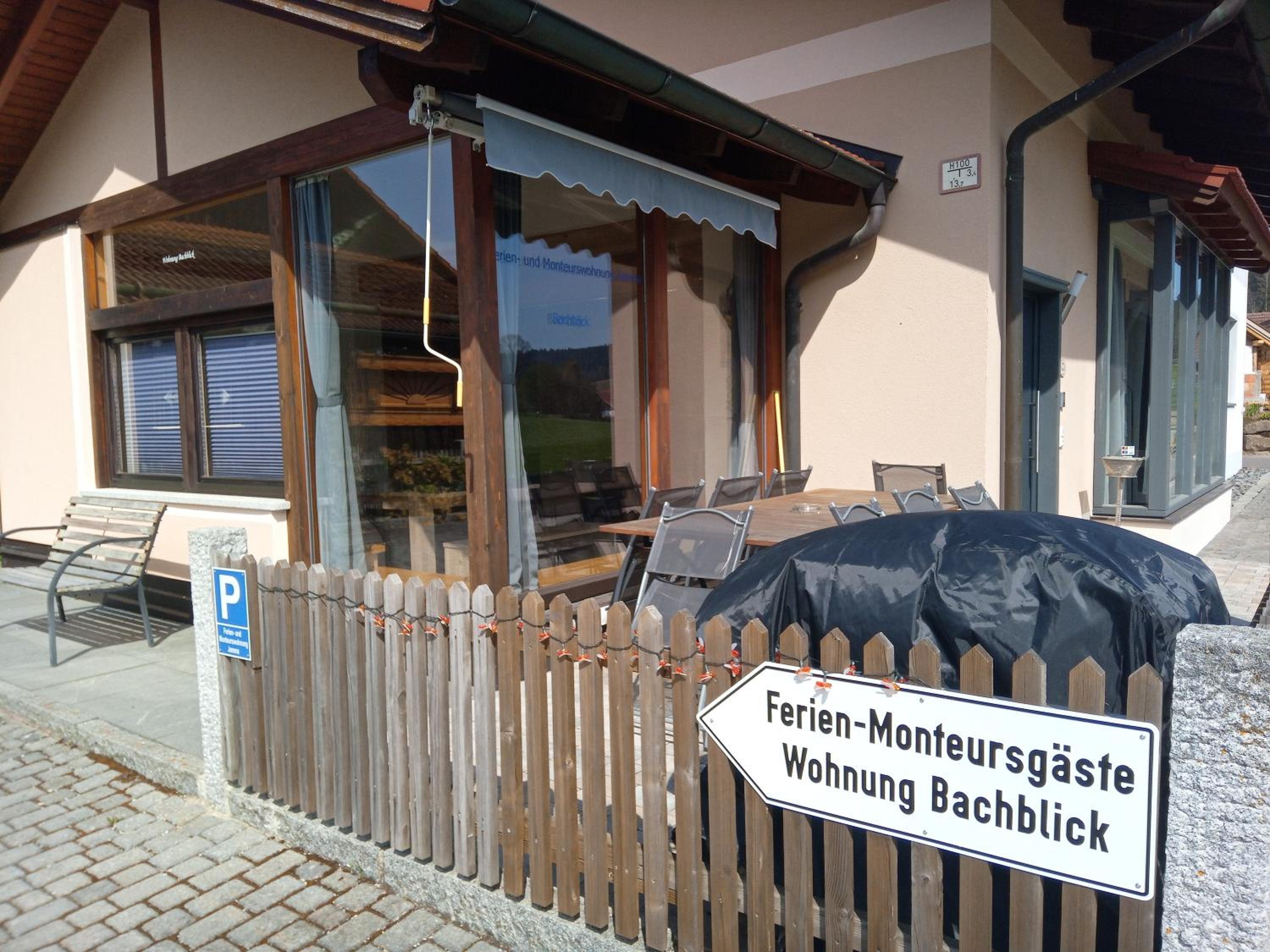 Großzügige Wohnung Bachblick