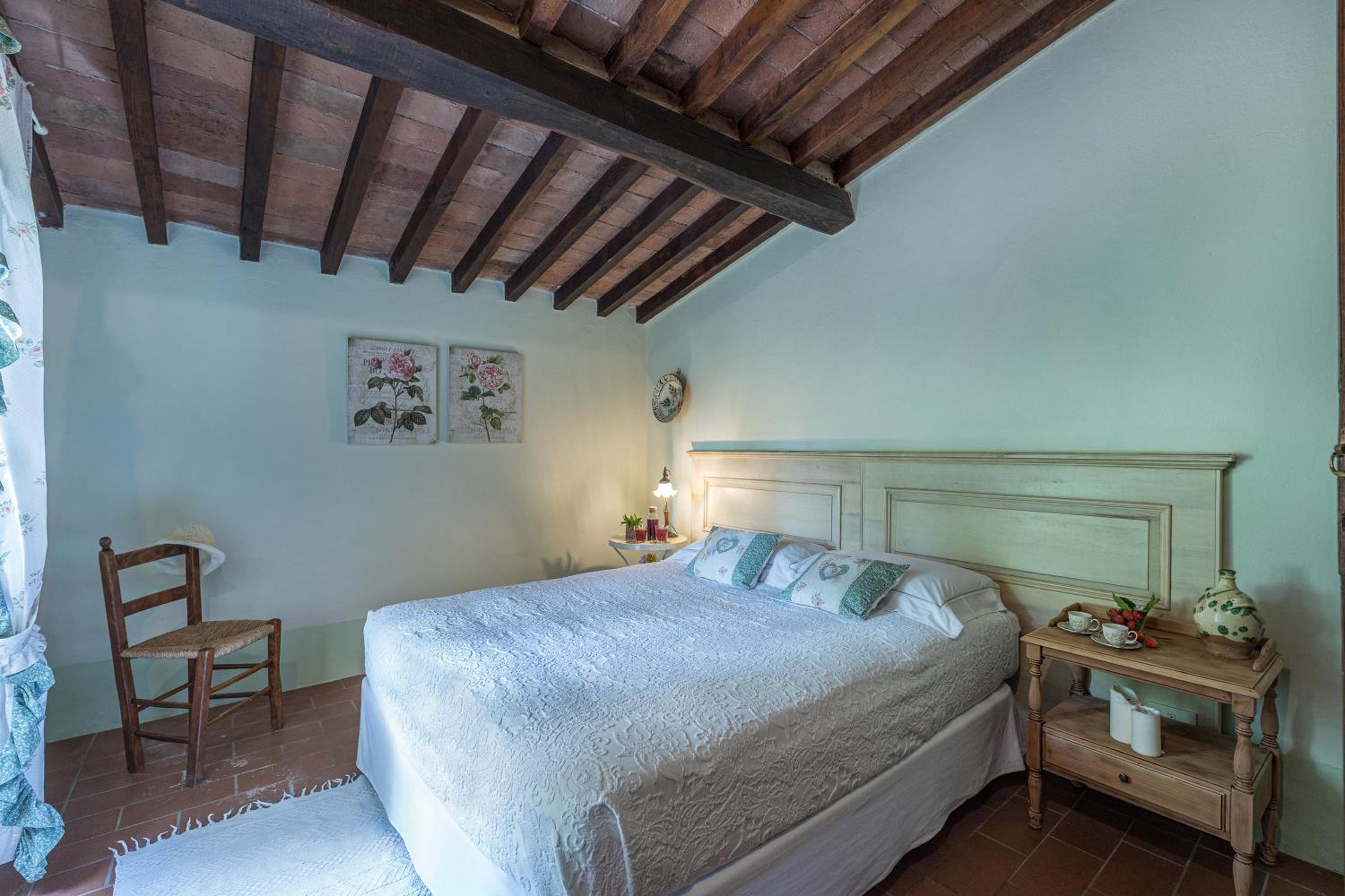IL MOLINACCIO 14&2, Emma Villas view 2