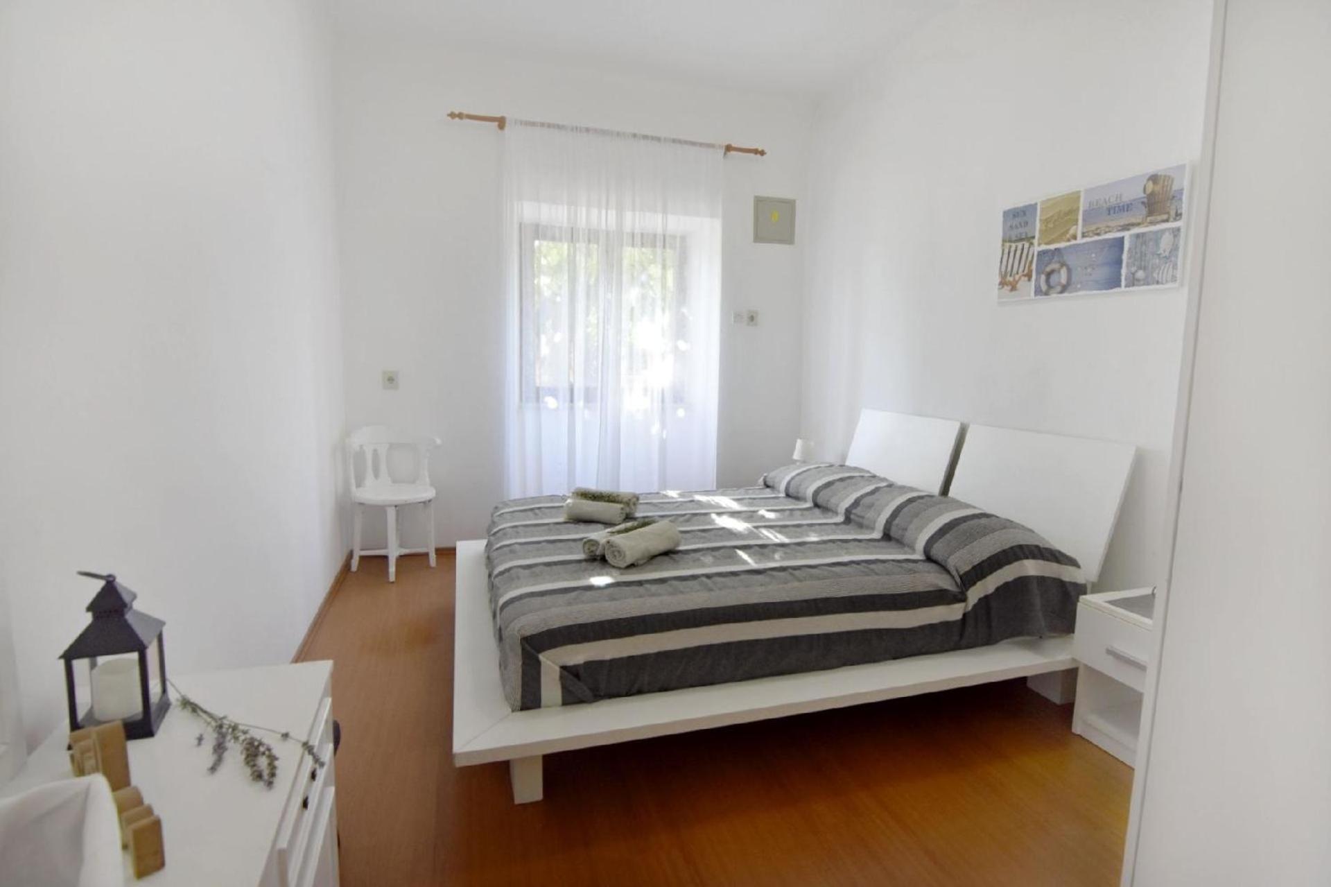 Silva-Unterkunft im Erdgeschoss, 2 Schlafzimmer, Garten view 2