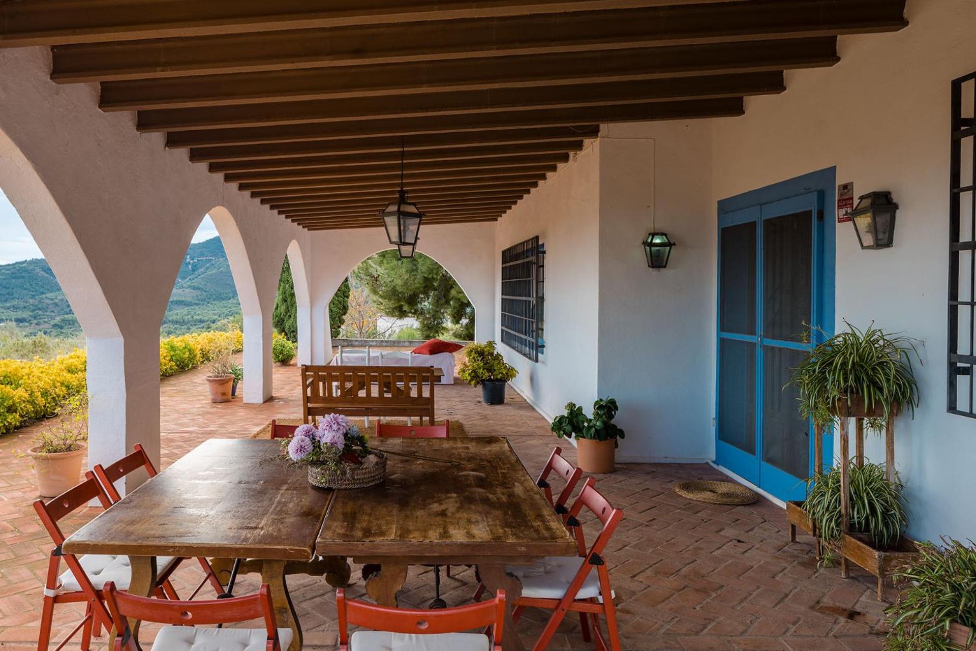 House -Sleeps 8-Natural Pool-Pet Friendly