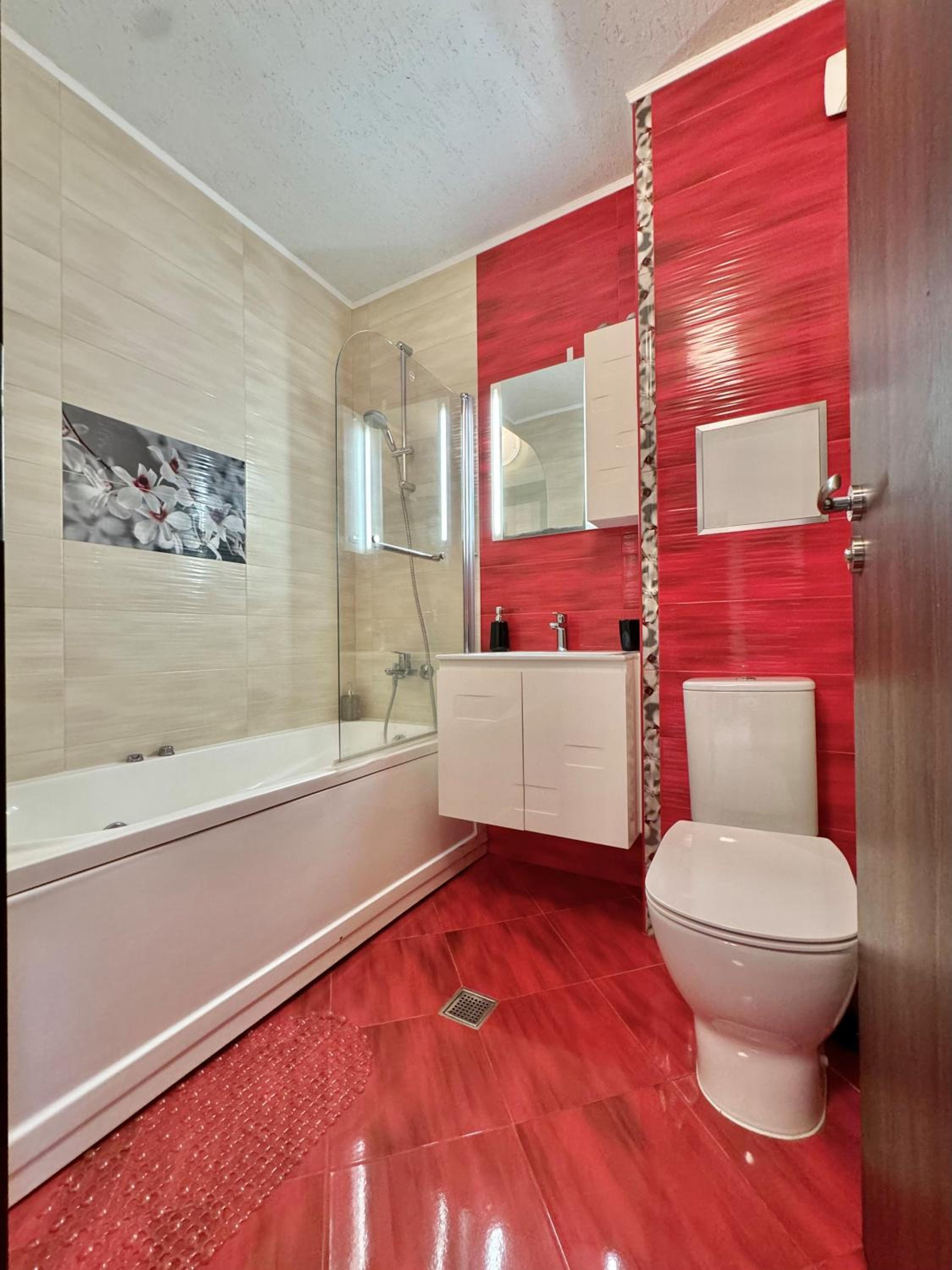 Sunny & Comfort Apartment next to Tech Park for 4 Guests