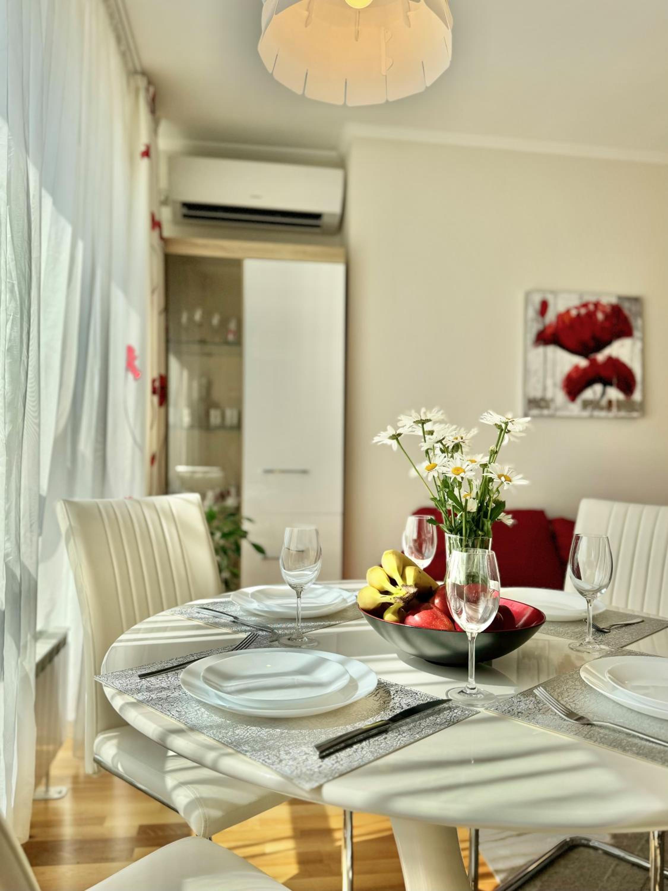 Sunny & Comfort Apartment next to Tech Park for 4 Guests