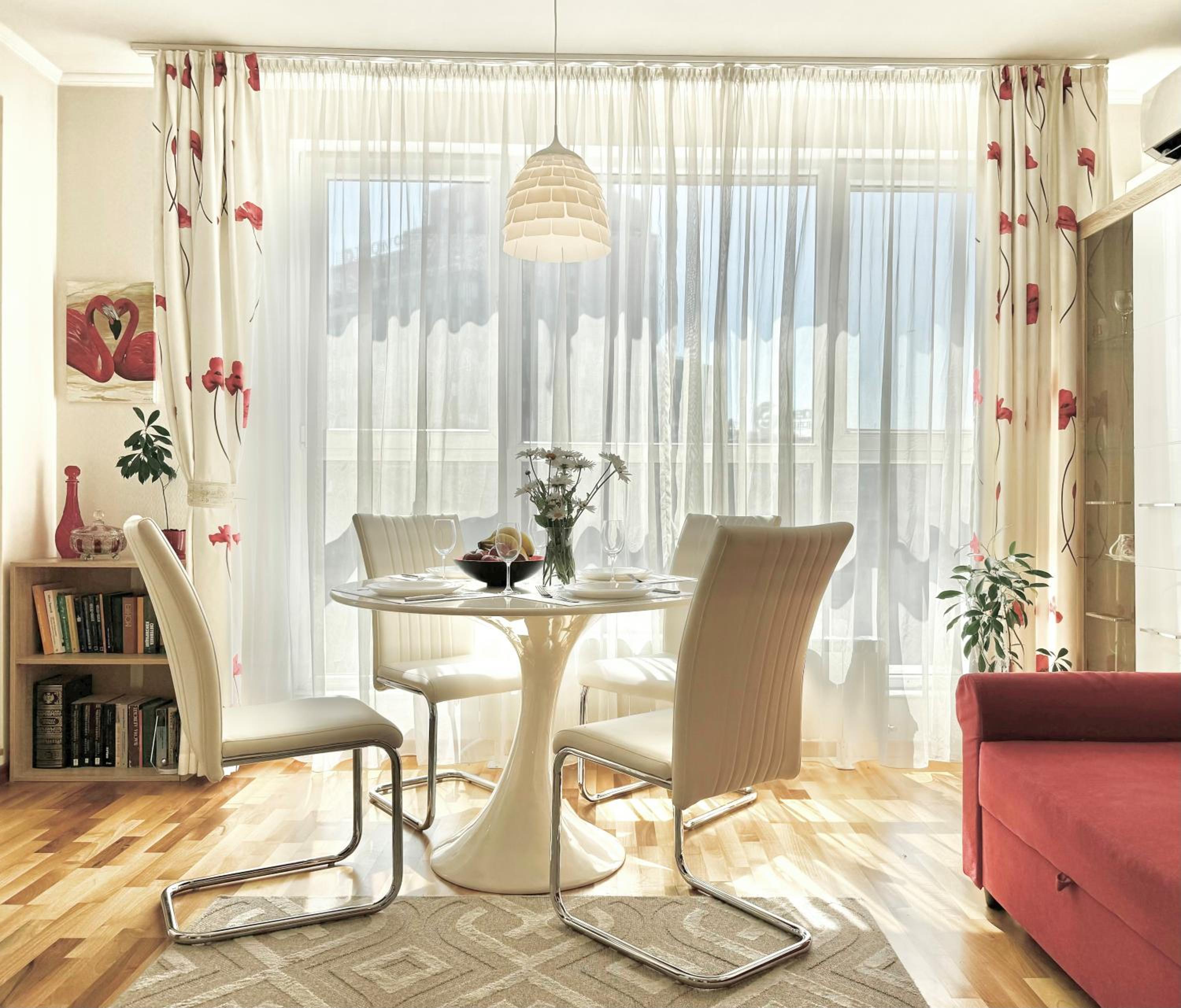 Sunny & Comfort Apartment next to Tech Park for 4 Guests