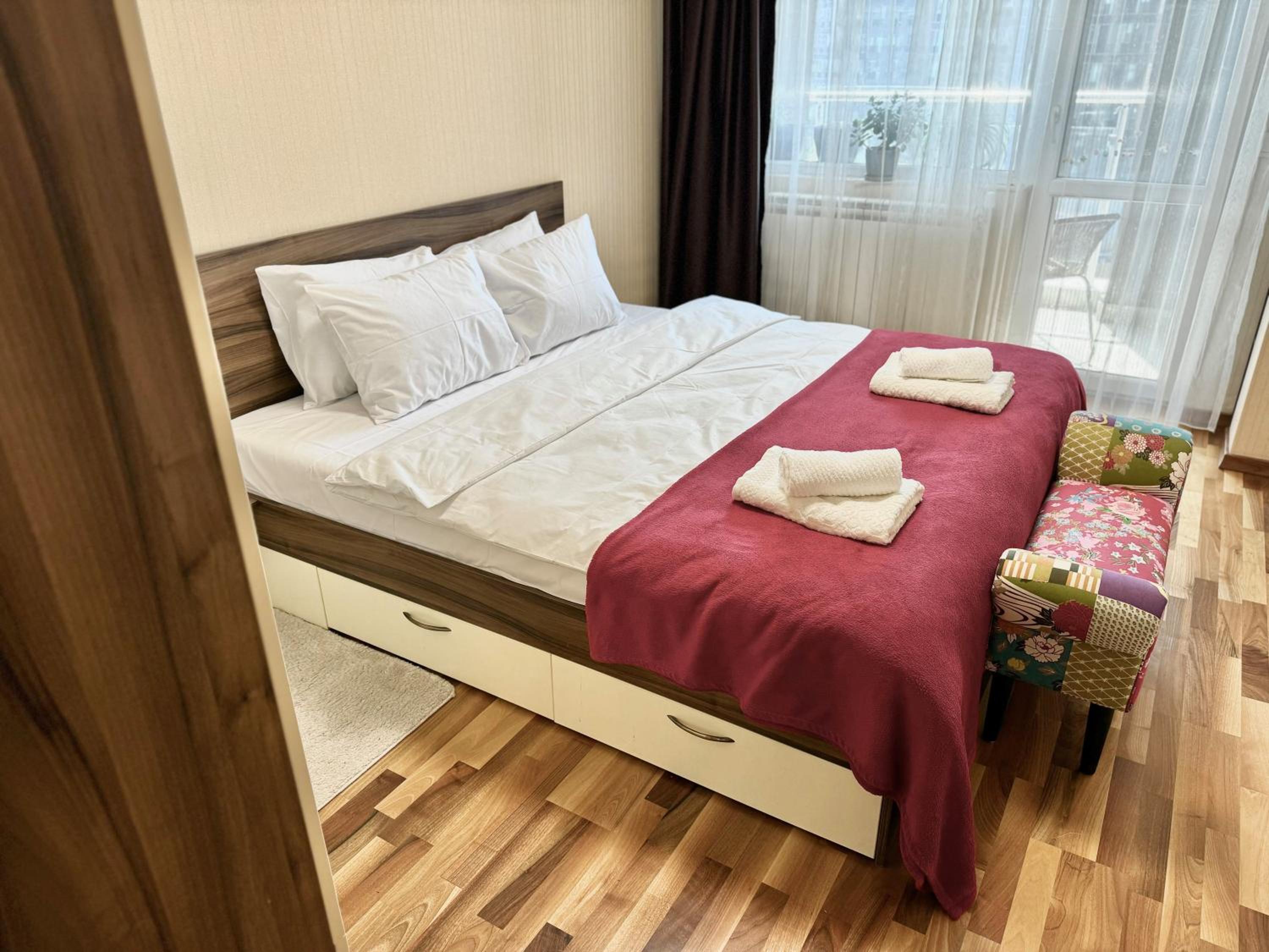 Sunny & Comfort Apartment next to Tech Park for 4 Guests