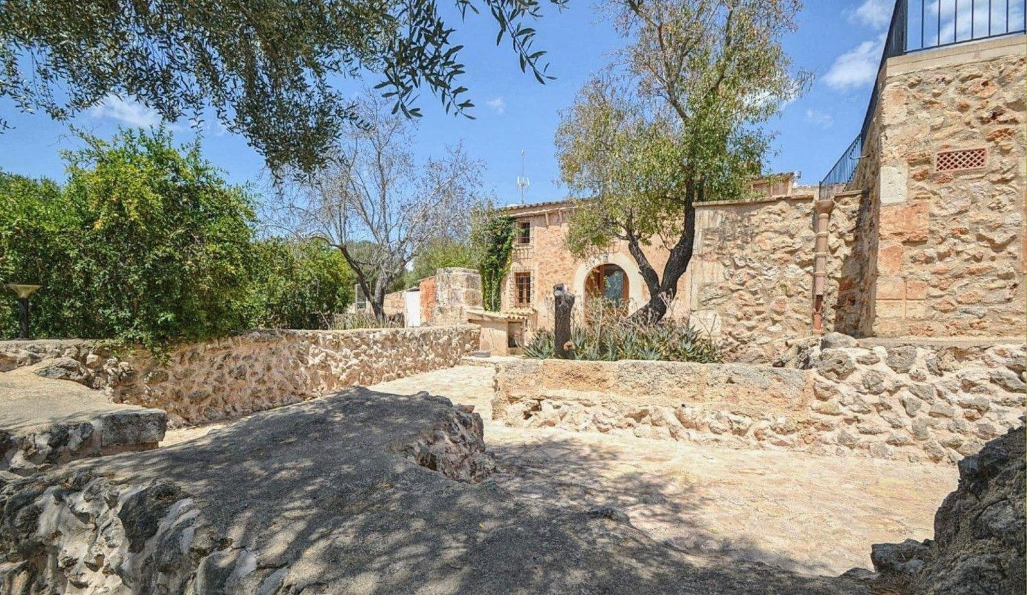 Gemütlich eingerichtetes Landhaus mit pool in der Nähe von Porto Cristo