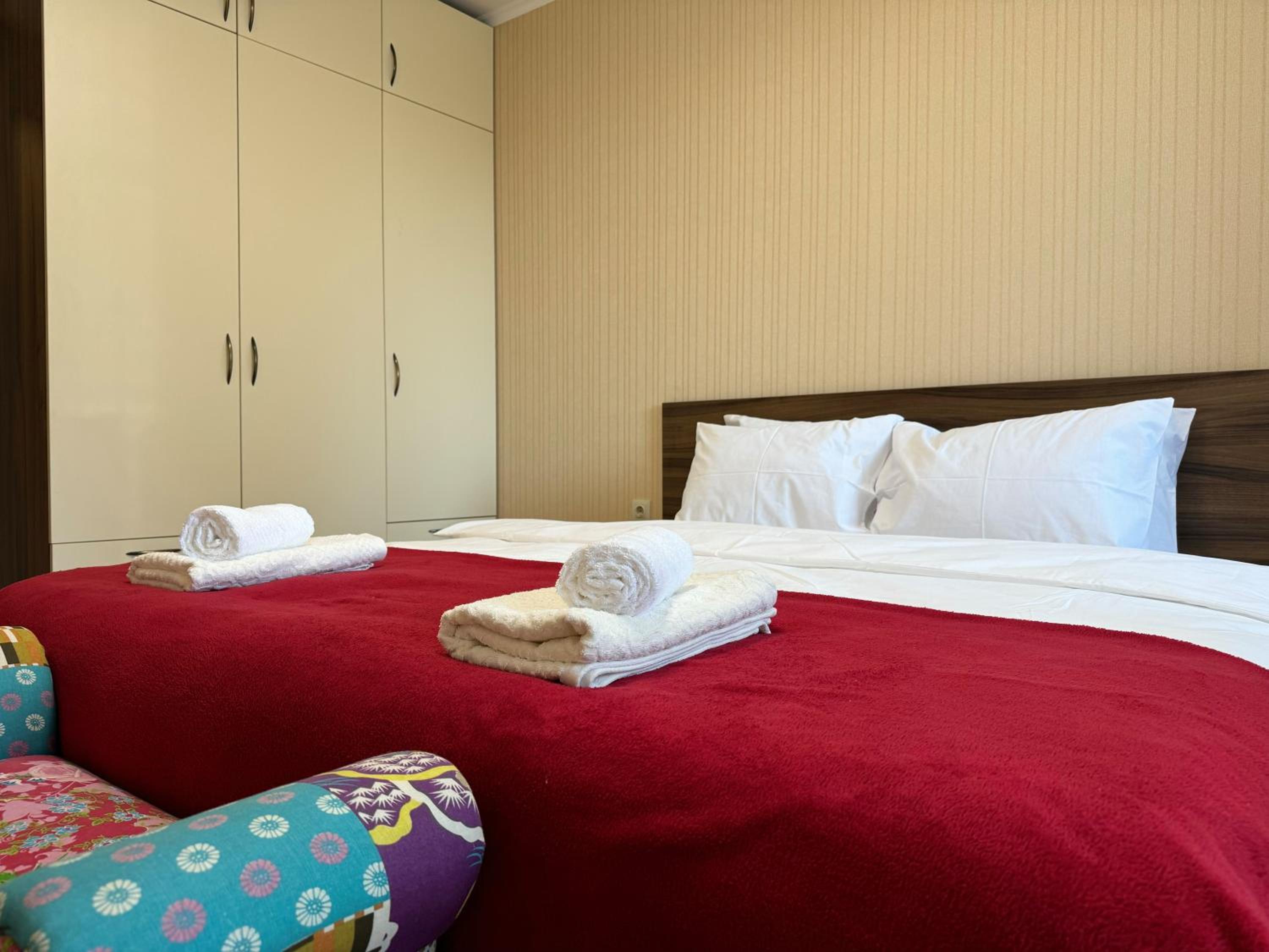 Sunny & Comfort Apartment next to Tech Park for 4 Guests
