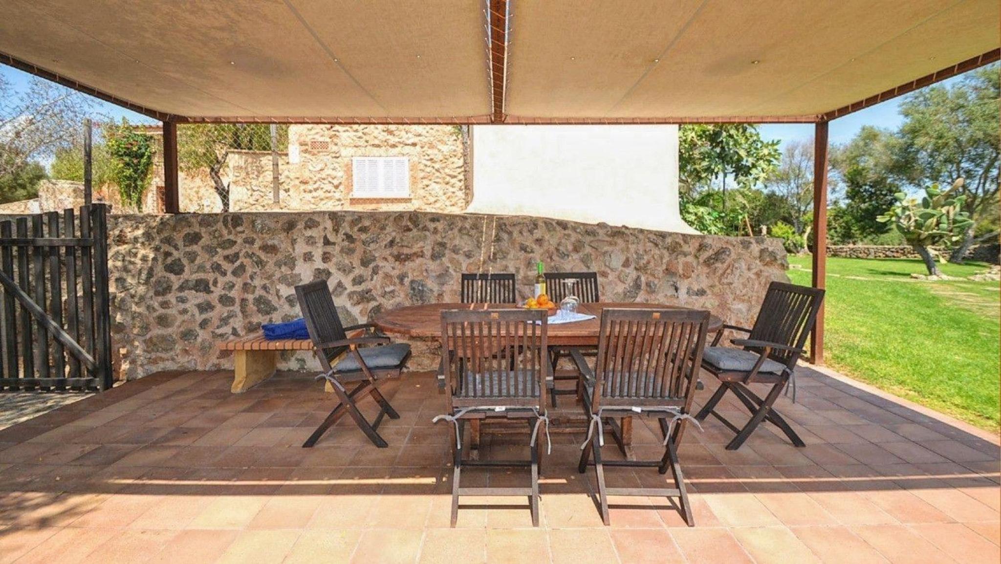 Gemütlich eingerichtetes Landhaus mit pool in der Nähe von Porto Cristo