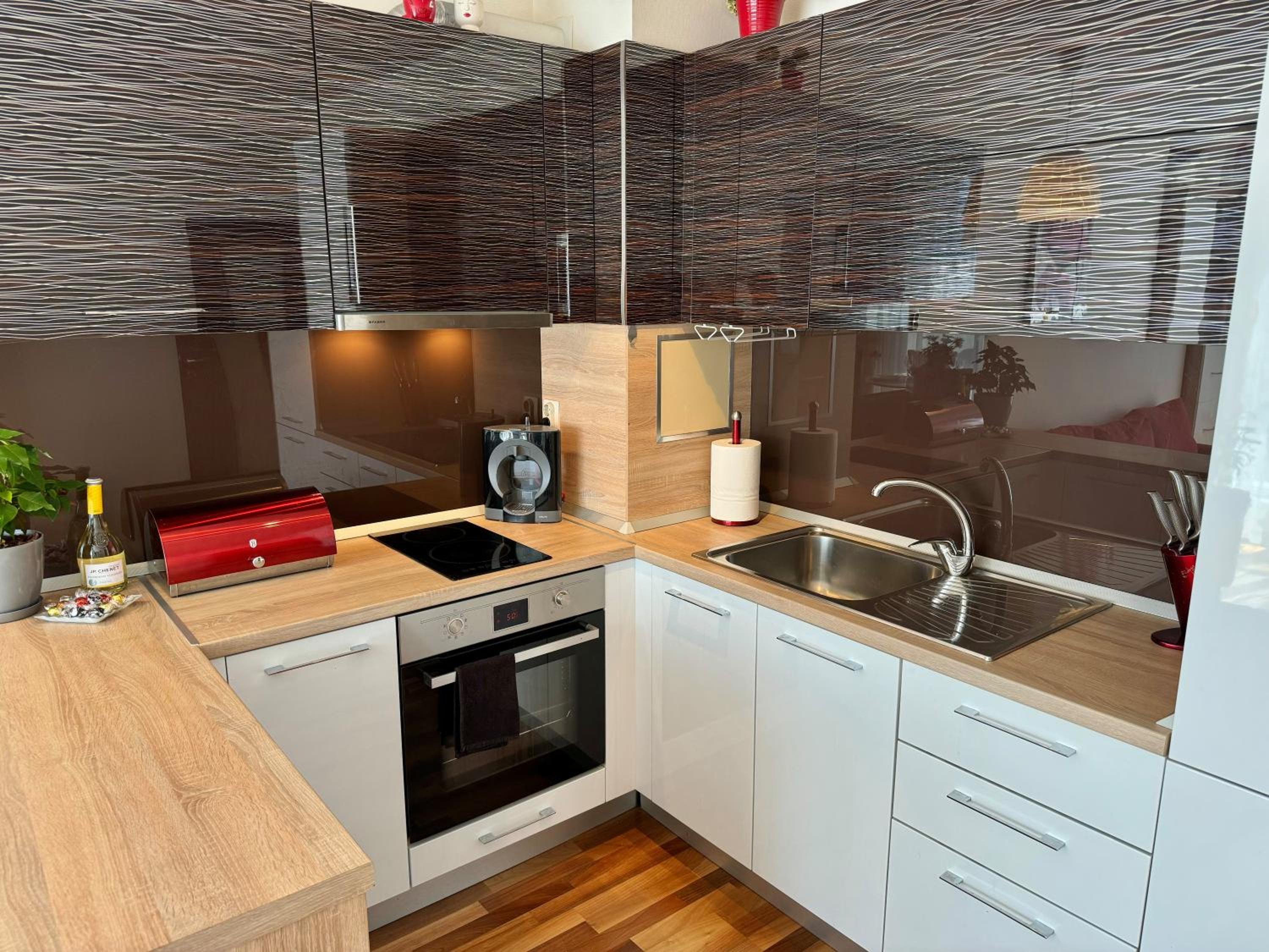Sunny & Comfort Apartment next to Tech Park for 4 Guests