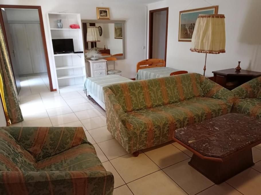 Appartement avec jardin privé à Montreux 100mt du lac