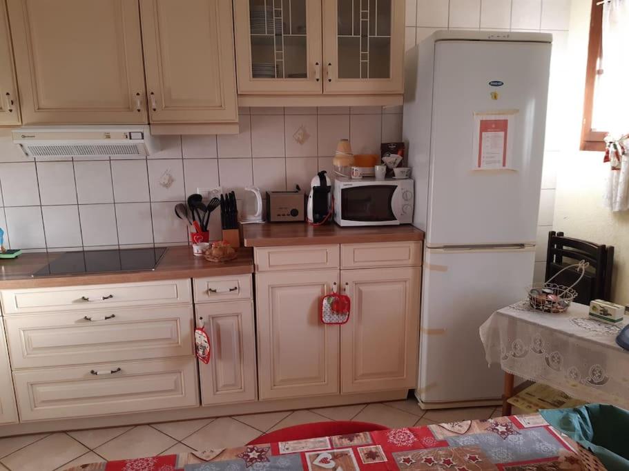 Appartement avec jardin privé à Montreux 100mt du lac