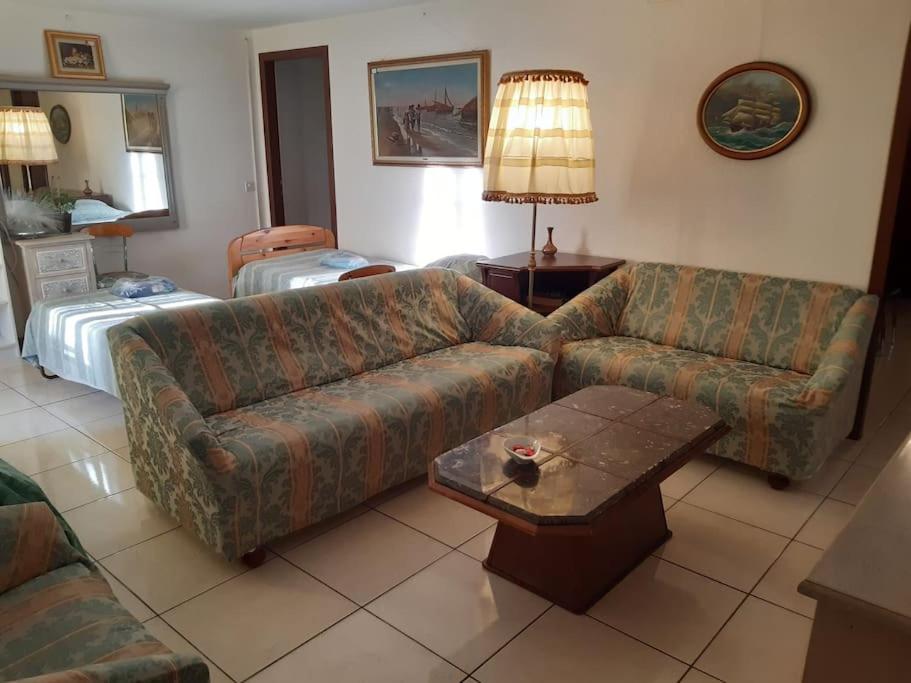 Appartement avec jardin privé à Montreux 100mt du lac